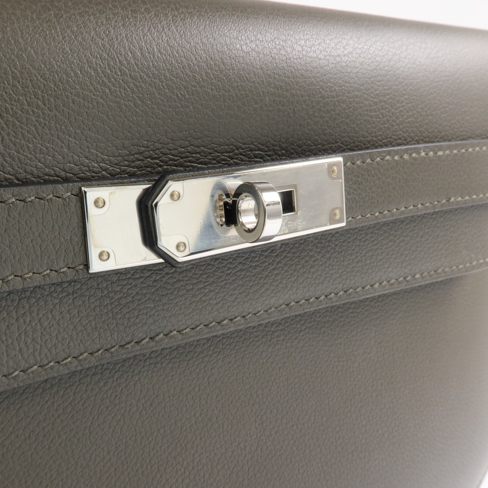 HERMES Evercolor皮革Kelly Depeches 25銀扣手拿包Vert Maquies