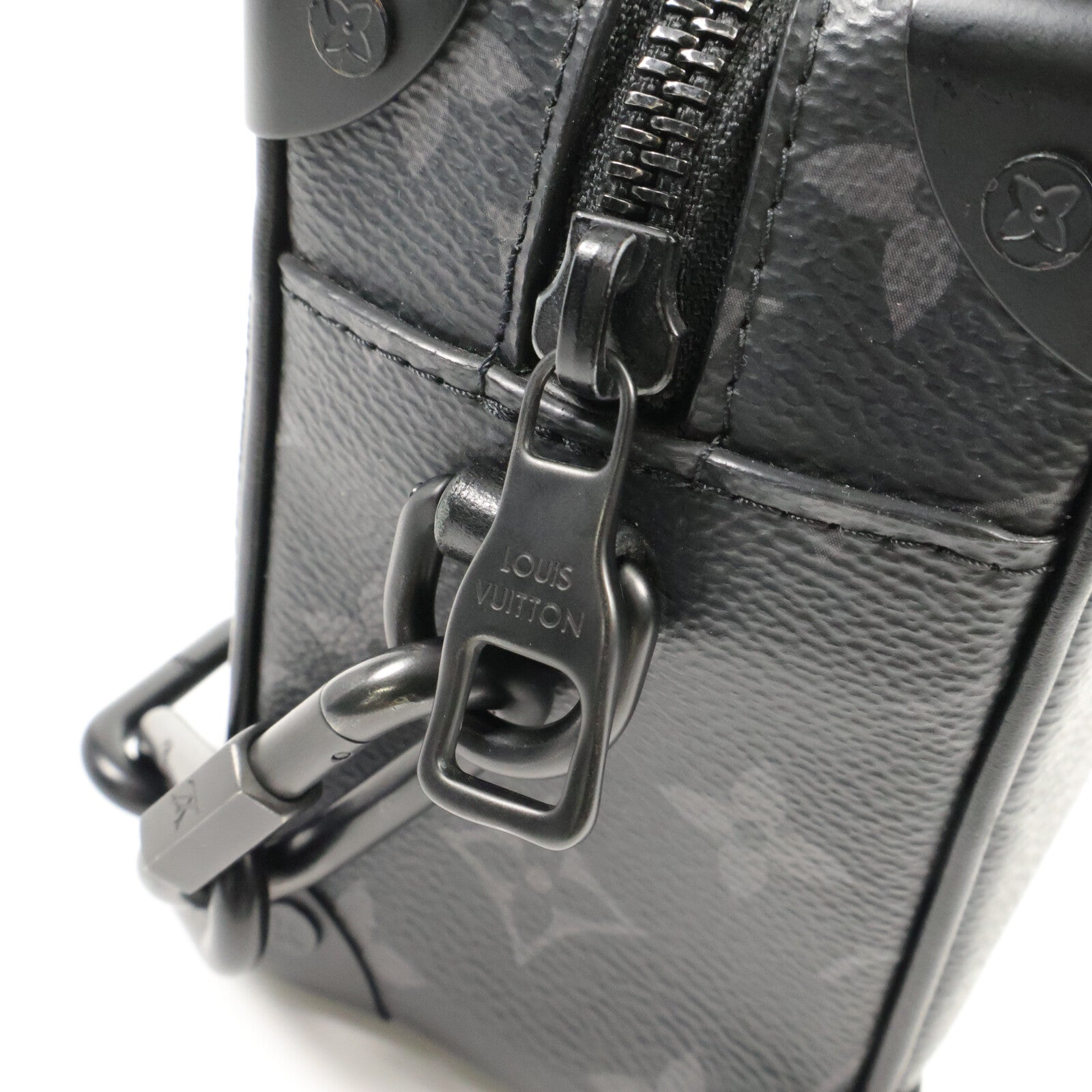LOUIS VUITTON Monogram Eclipse Mini Soft Trunk肩背袋