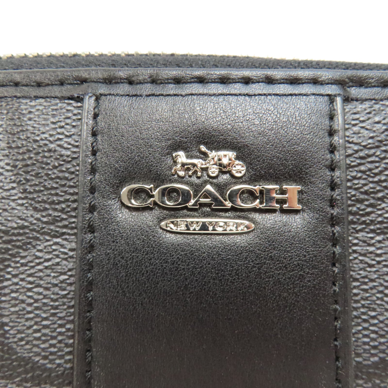 COACH 塗層帆布Long Wallet銀扣長錢包黑色