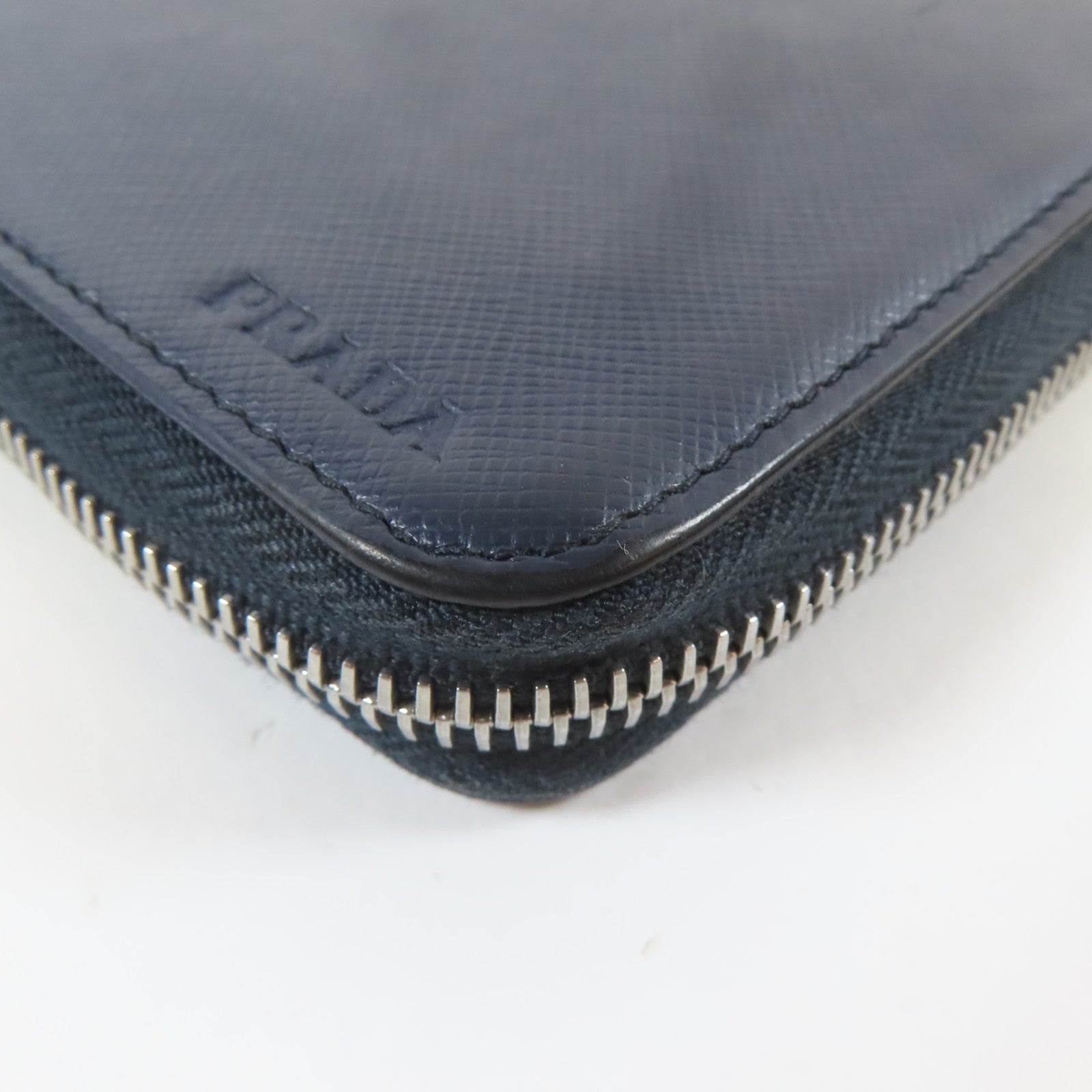 PRADA 【激減優惠】牛皮皮革Zipper Long Wallet銀扣長錢包藍色