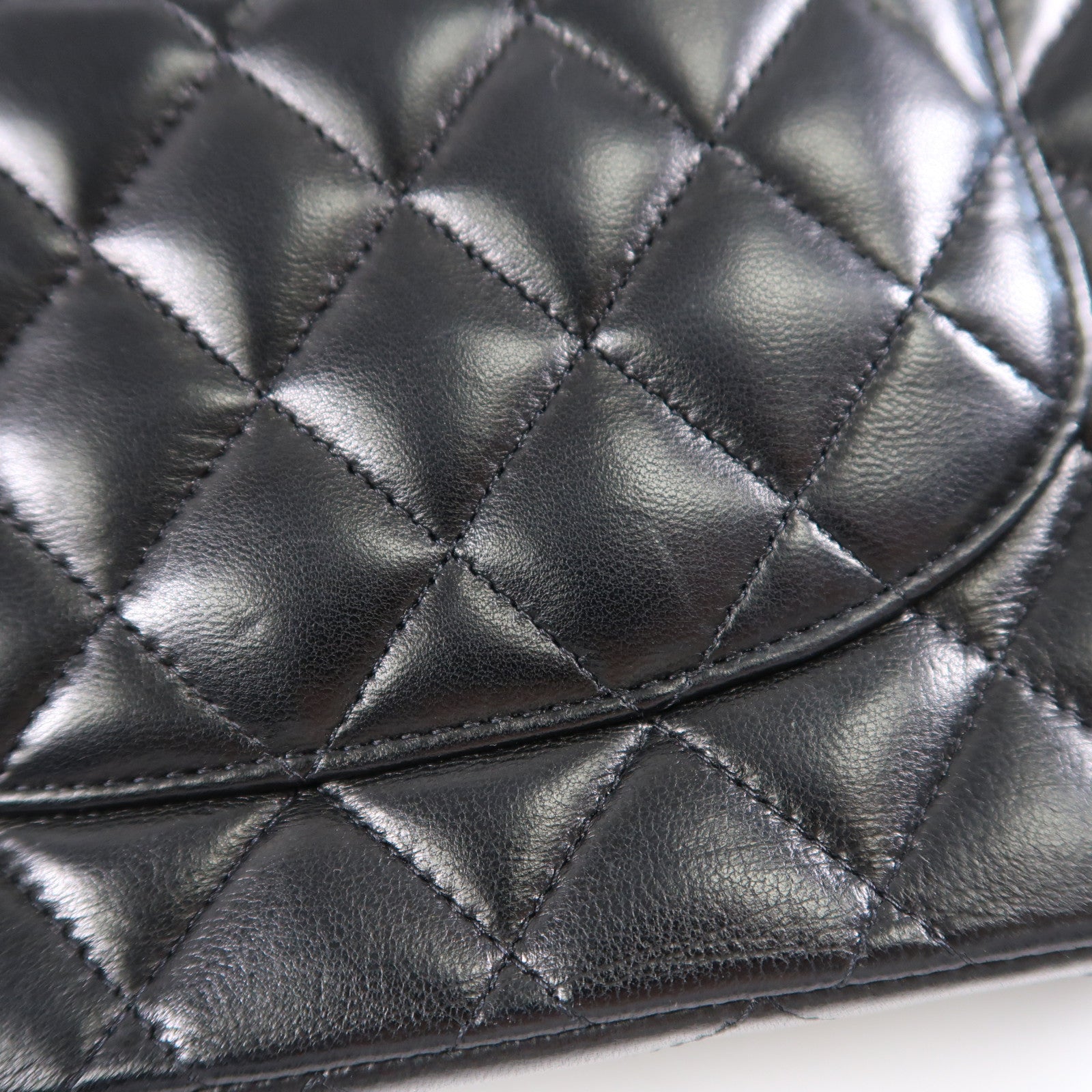 CHANEL 羊皮皮革Classic 25銀扣肩背袋