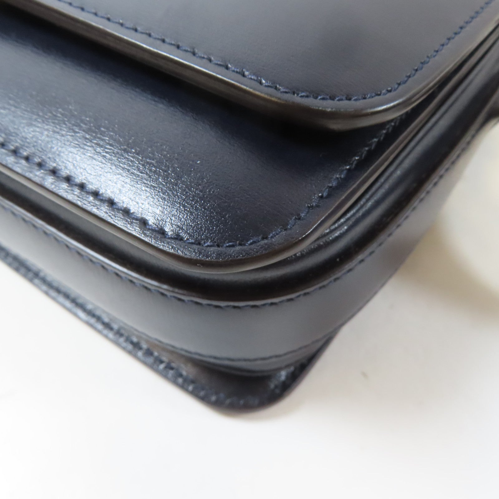 YVES SAINT LAURENT 【激減優惠】牛皮皮革Shoulder Bag金扣肩背袋深藍色