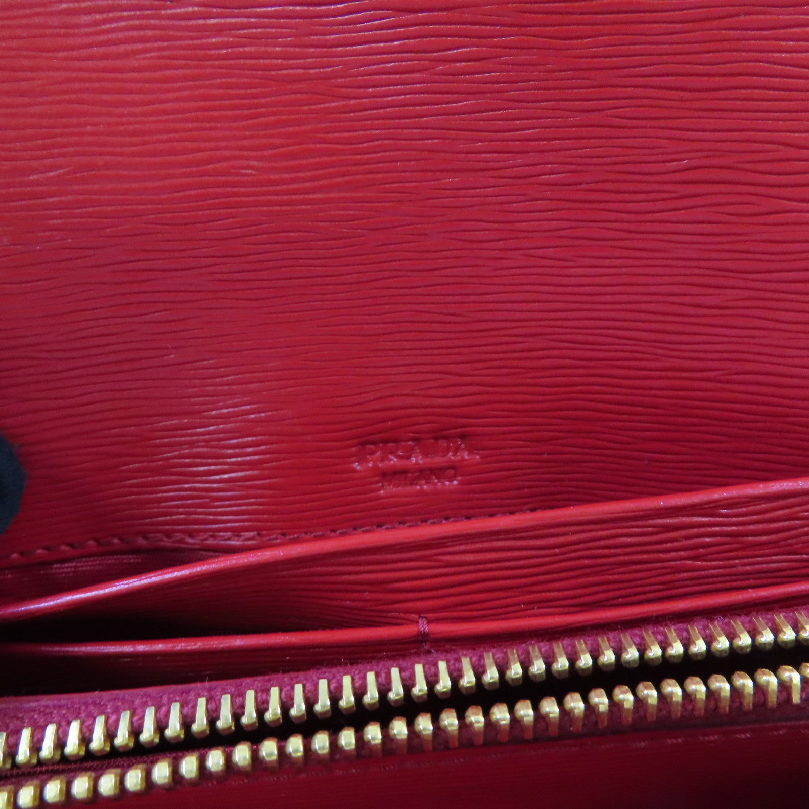 PRADA 牛皮皮革/尼龍Long Wallet金扣長錢包紅色