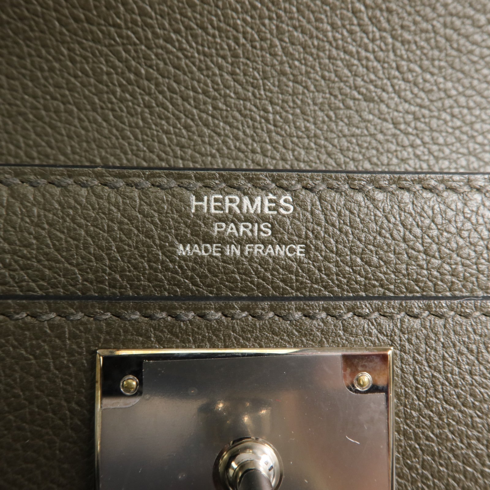 HERMES Evercolor皮革Kelly Depeches 25銀扣手拿包Vert Maquies