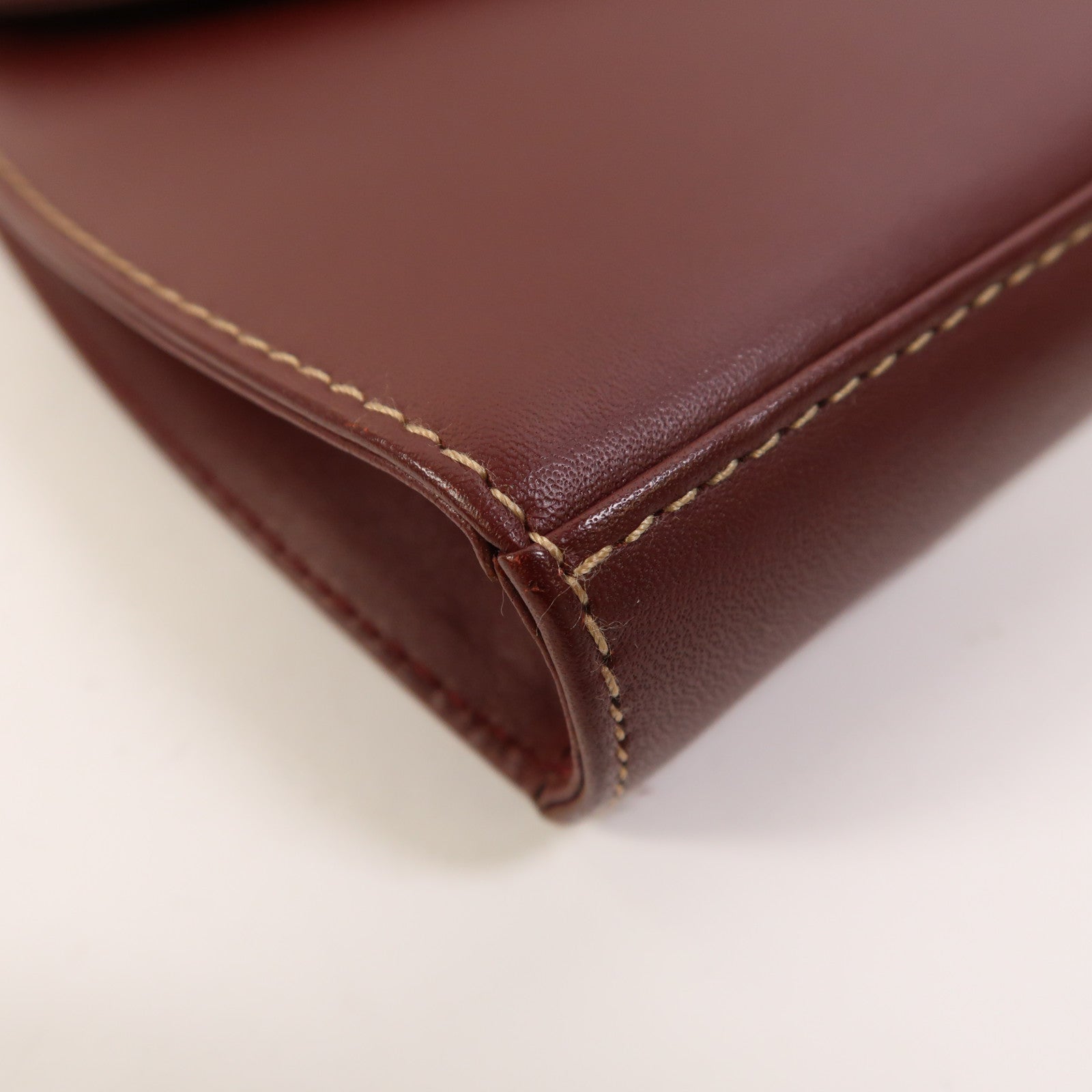 CARTIER 牛皮皮革Shoulder Bag金扣肩背袋