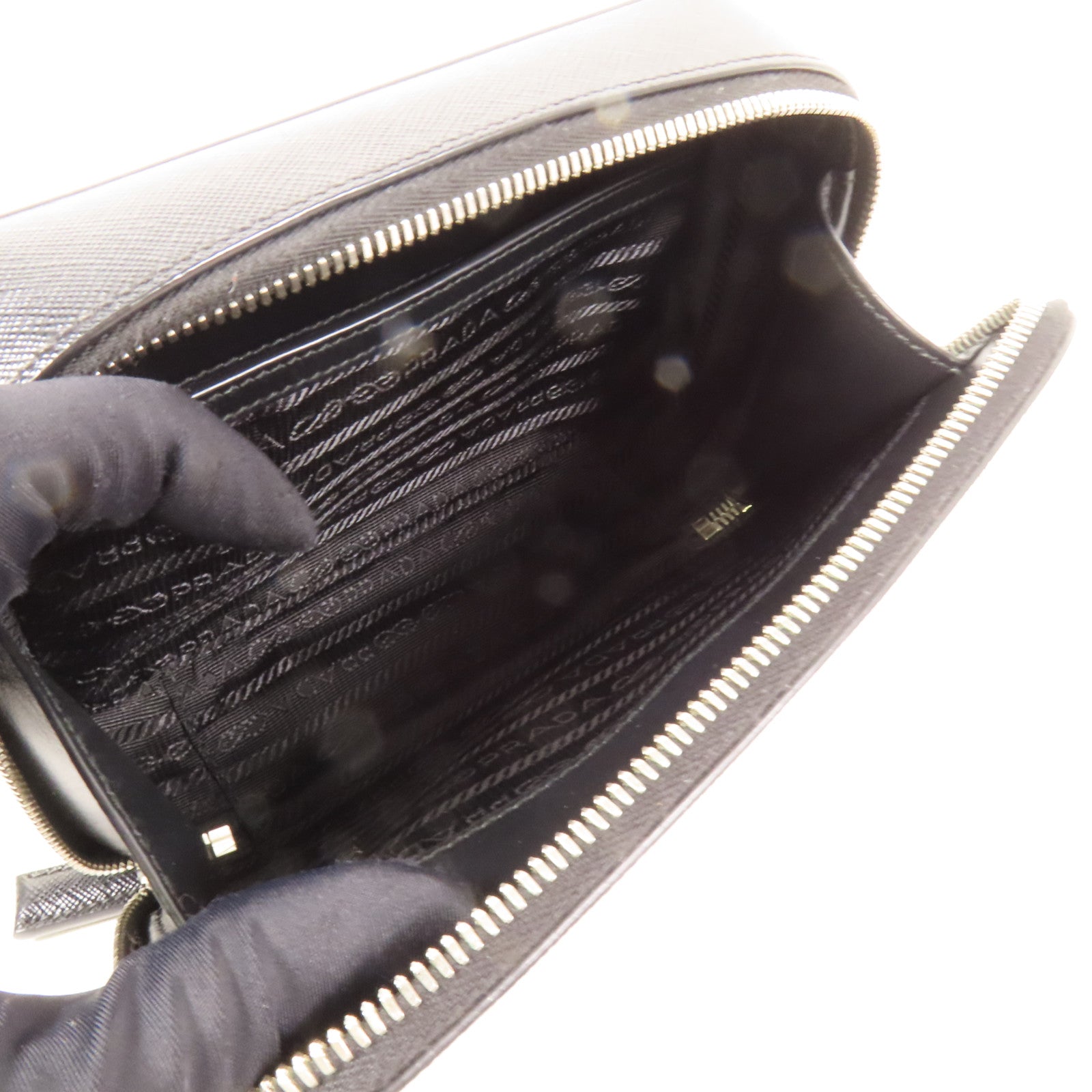 PRADA Saffiano皮革Shoulder Bag銀扣肩背袋