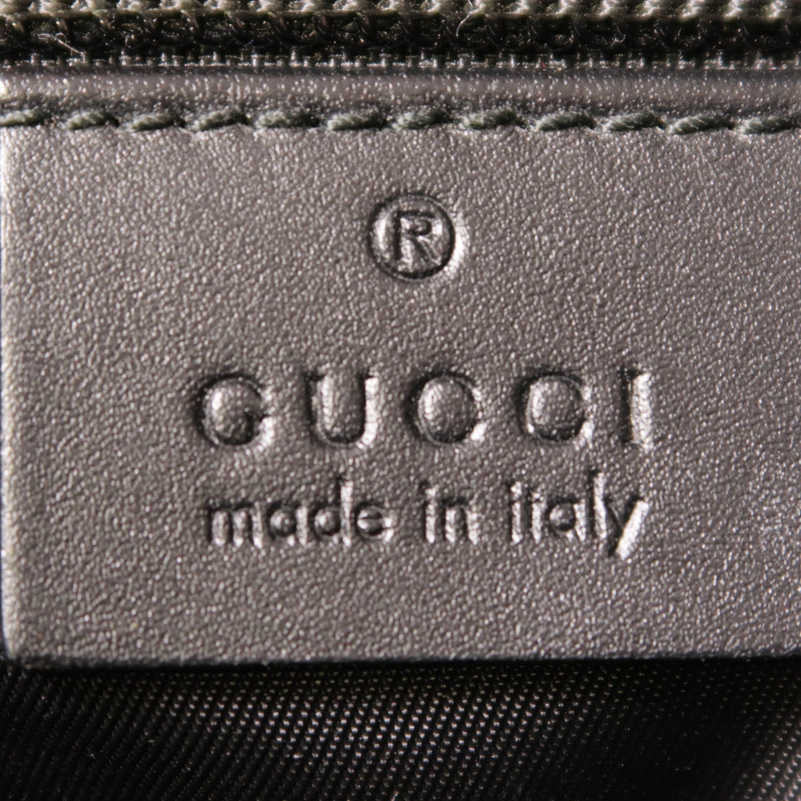 GUCCI 塗層帆布Shoulder Bag銀扣肩背袋
