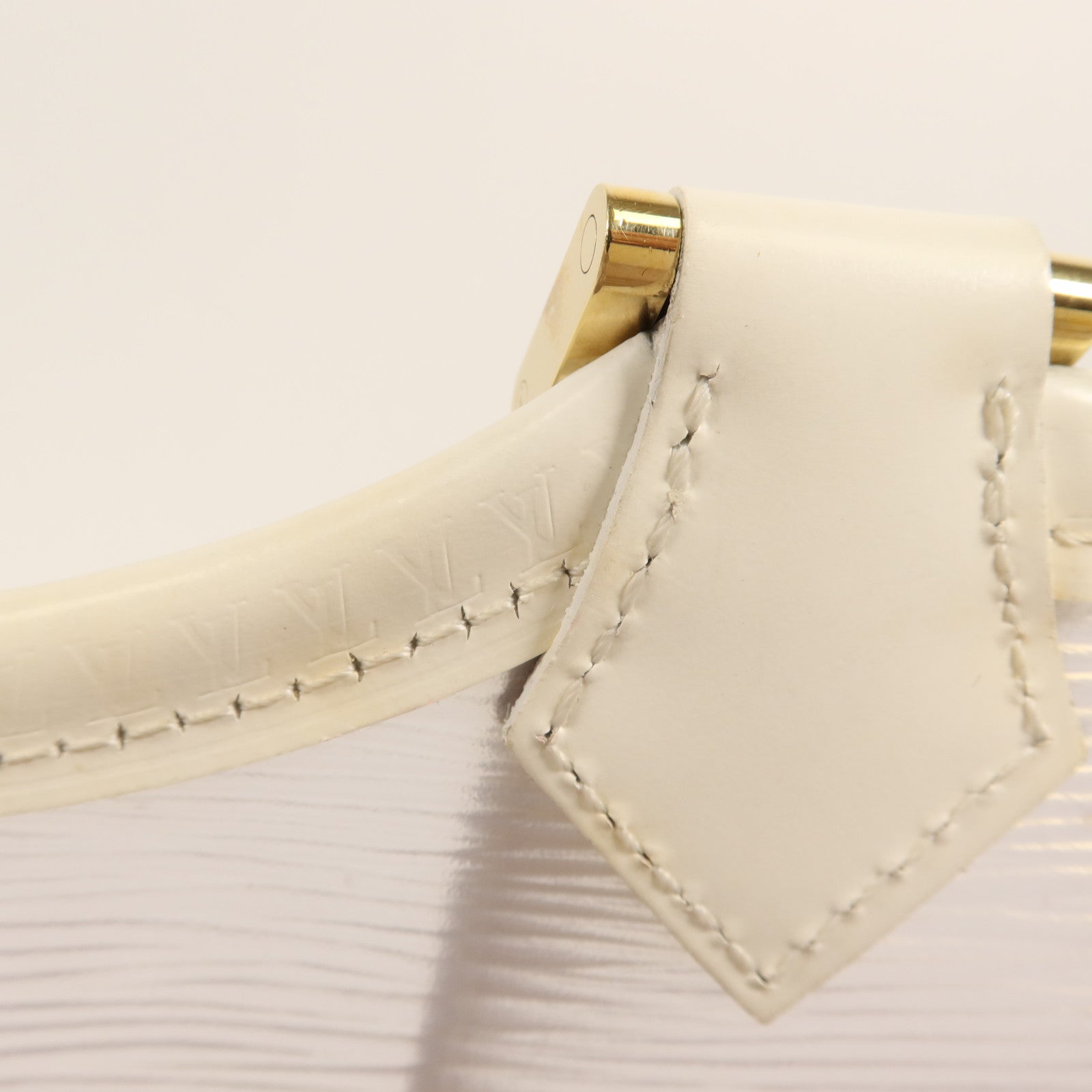 LOUIS VUITTON Epi Plage Mini Lagoon Bay金扣手挽袋