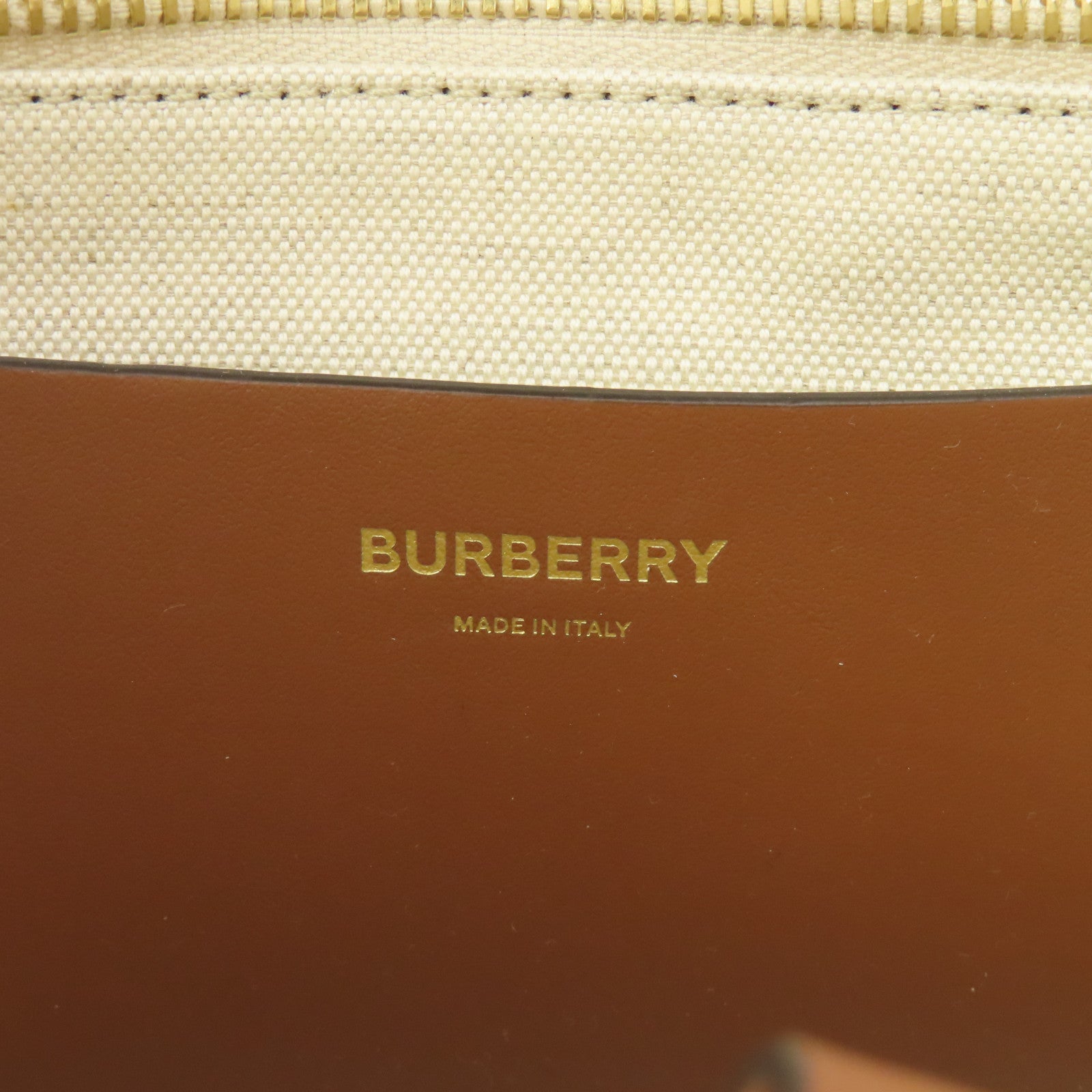 BURBERRY 纖維Medium Freya Tote Bag金扣手挽袋啡色