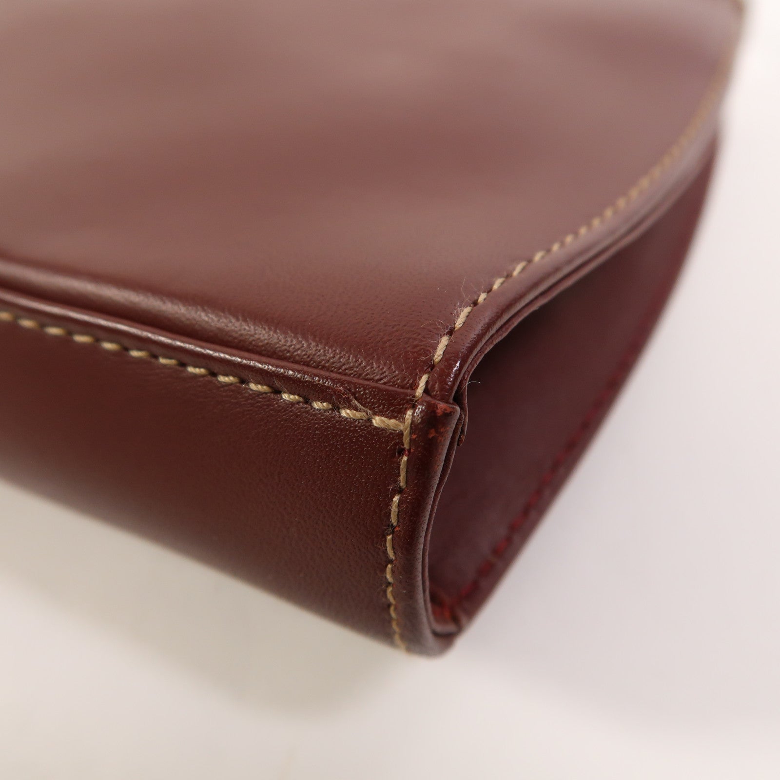 CARTIER 牛皮皮革Shoulder Bag金扣肩背袋