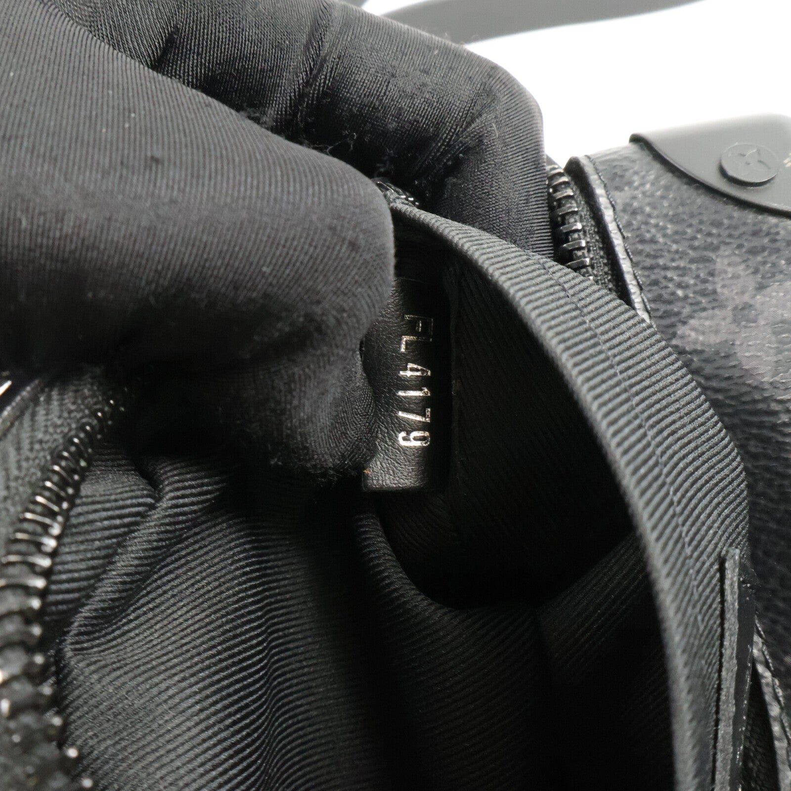 LOUIS VUITTON Monogram Eclipse Mini Soft Trunk肩背袋