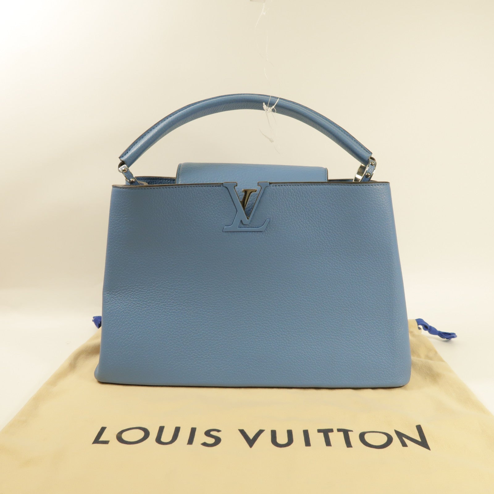 LOUIS VUITTON 牛皮皮革Capucines MM銀扣手挽袋藍色