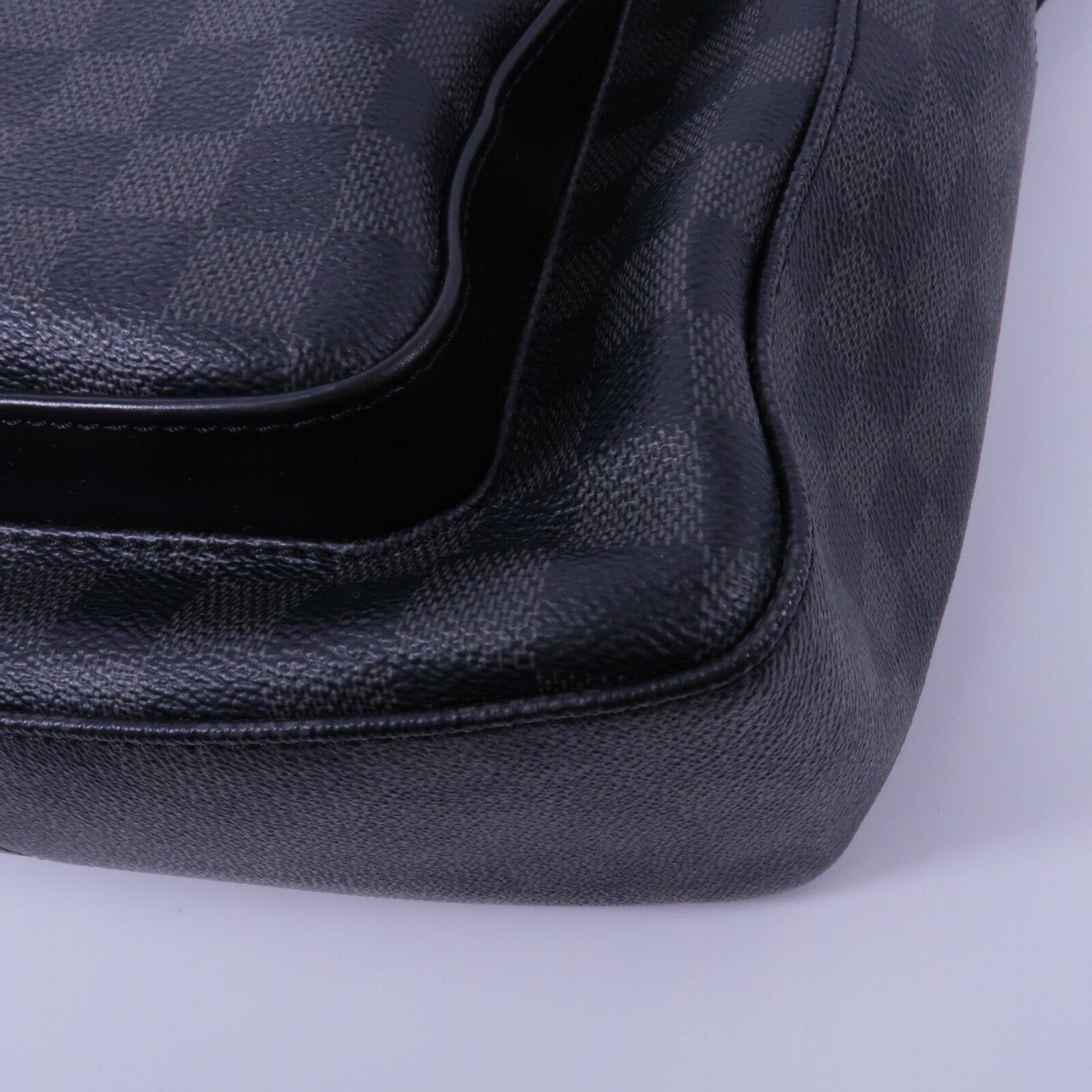 LOUIS VUITTON Damier Graphite Josh Backpack背包