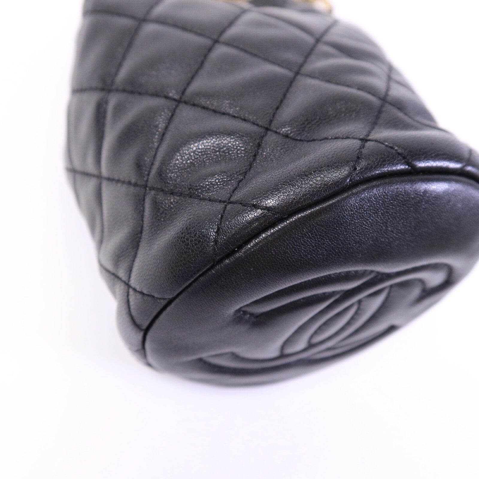 CHANEL 羊皮皮革Bucket Bag鏈帶肩背袋