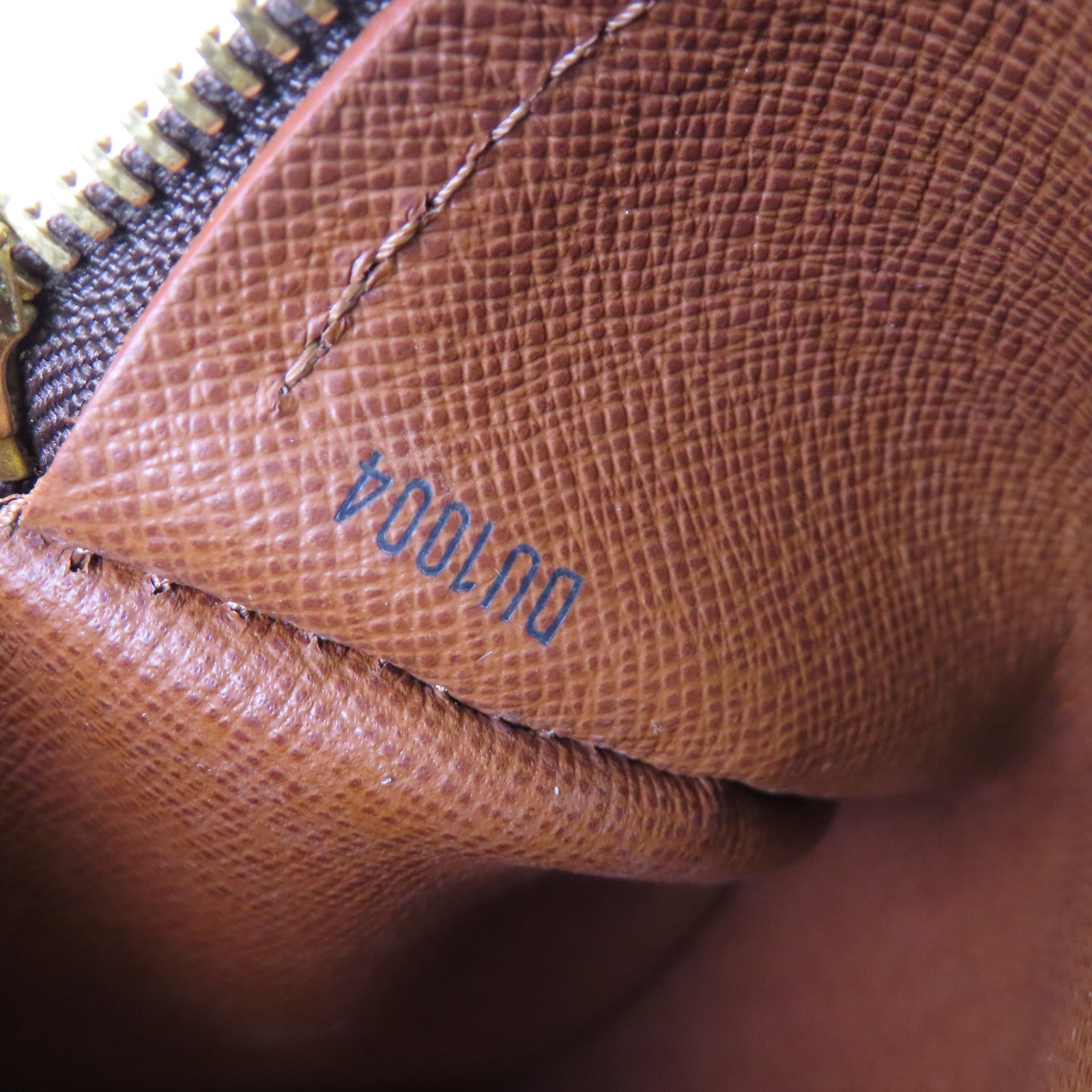 LOUIS VUITTON Monogram Papillon PM金扣肩背袋