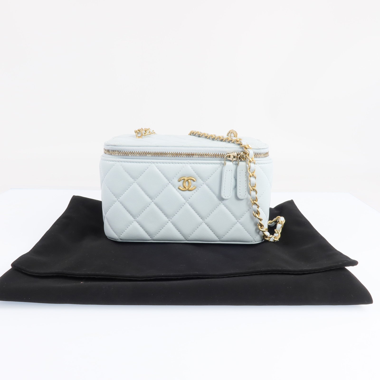 CHANEL 羊皮皮革Vanity Case金扣鏈帶肩背袋