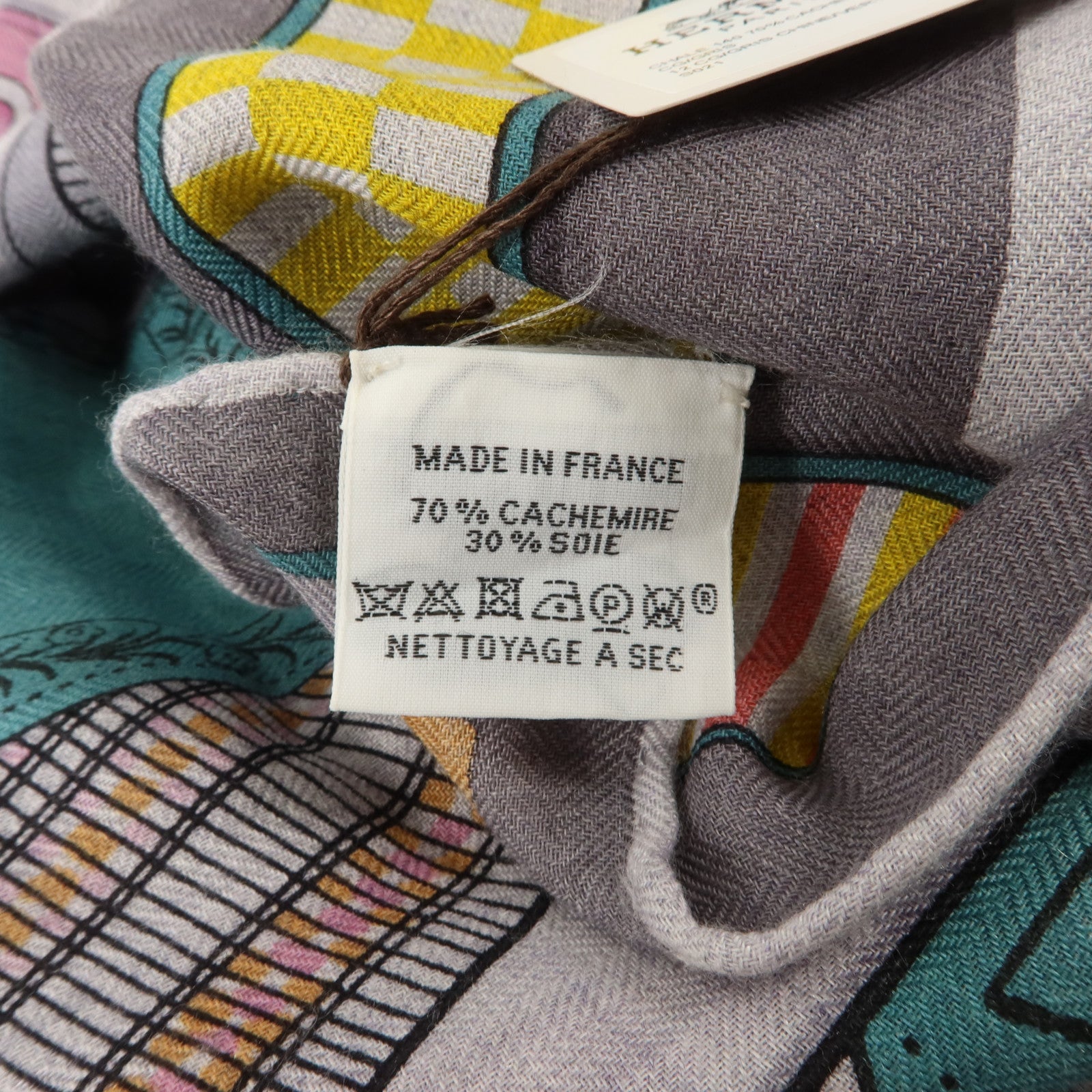HERMES 羊絨/絲質Scarf 140X140絲巾