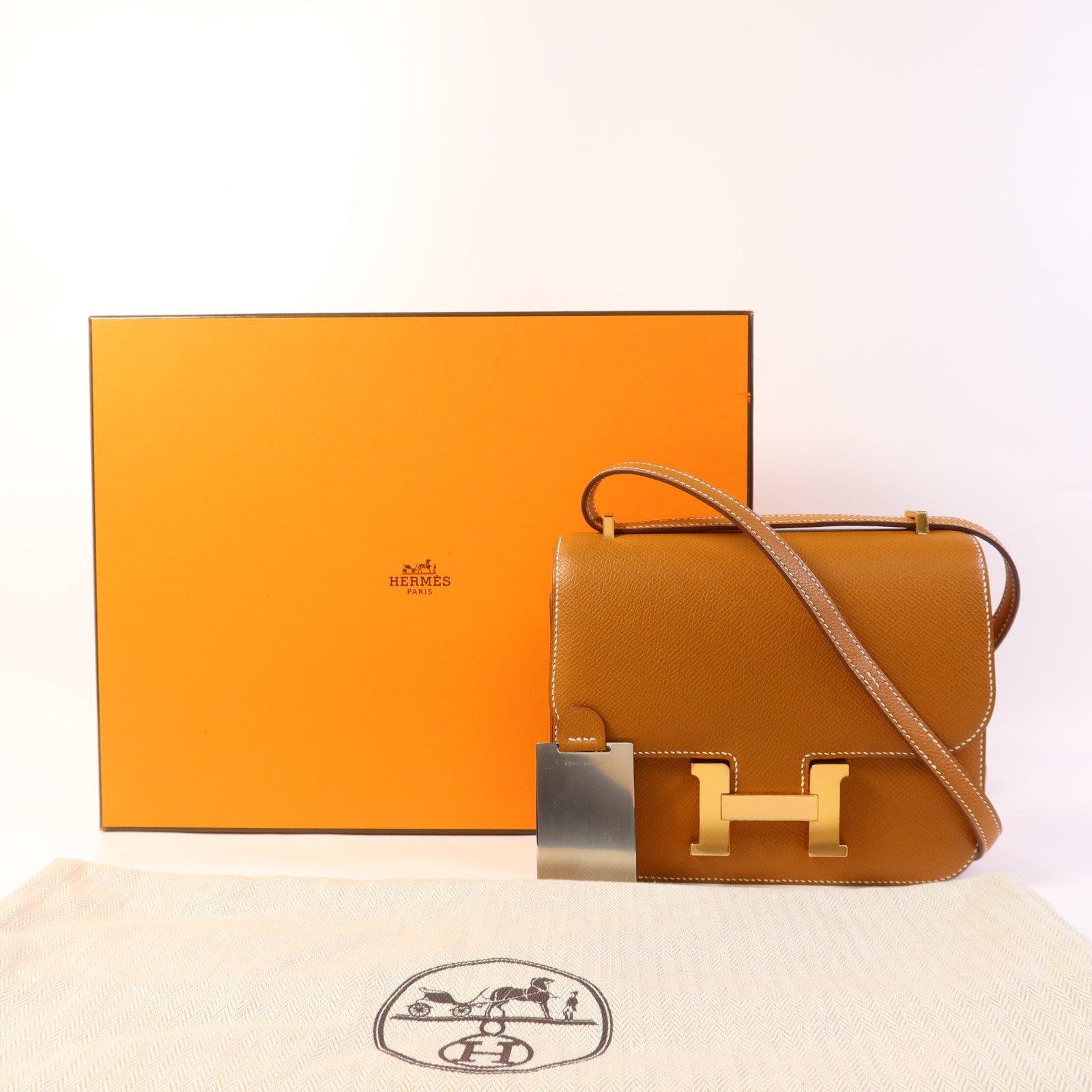 HERMES Epsom皮革Constance Mini金扣肩背袋Gold