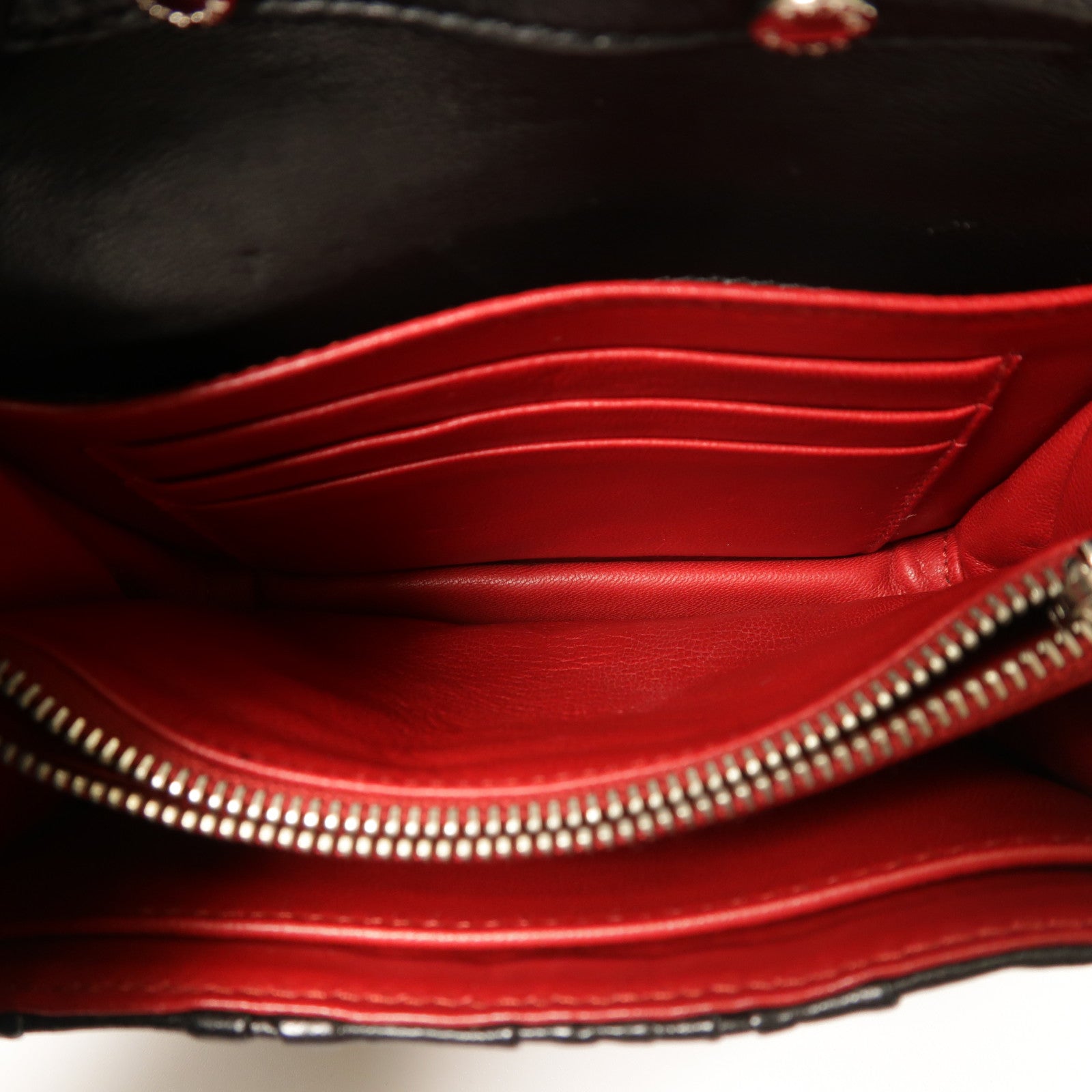 PRADA 牛皮皮革Shoulder銀扣肩背袋