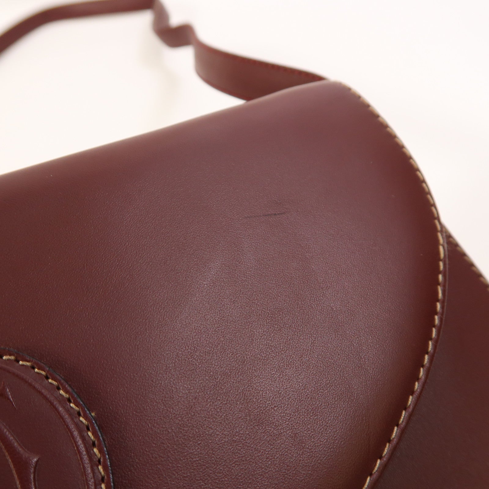 CARTIER 牛皮皮革Shoulder Bag金扣肩背袋