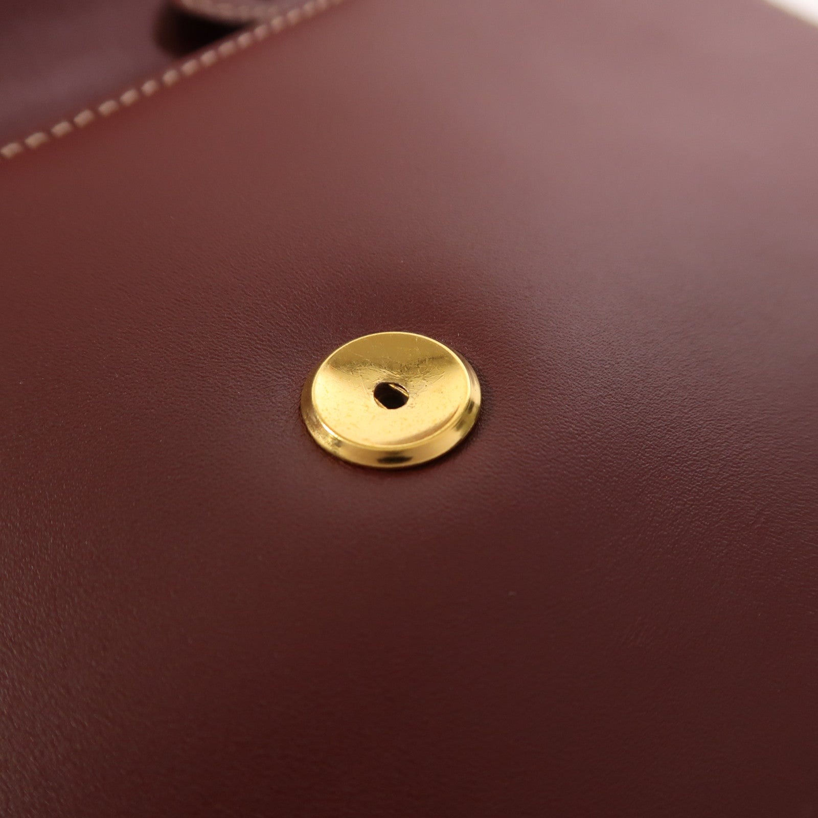CARTIER 牛皮皮革Shoulder Bag金扣肩背袋