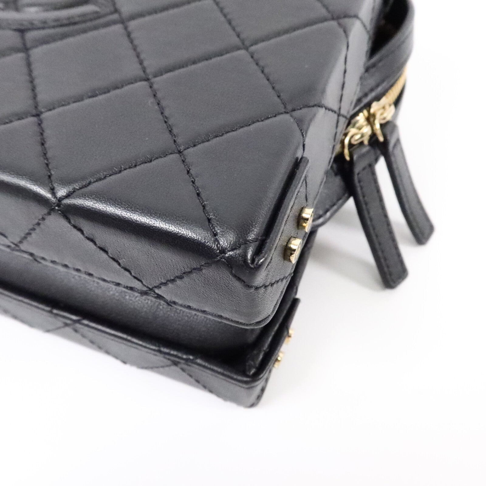 CHANEL 牛皮皮革Vanity Case鏈帶肩背袋