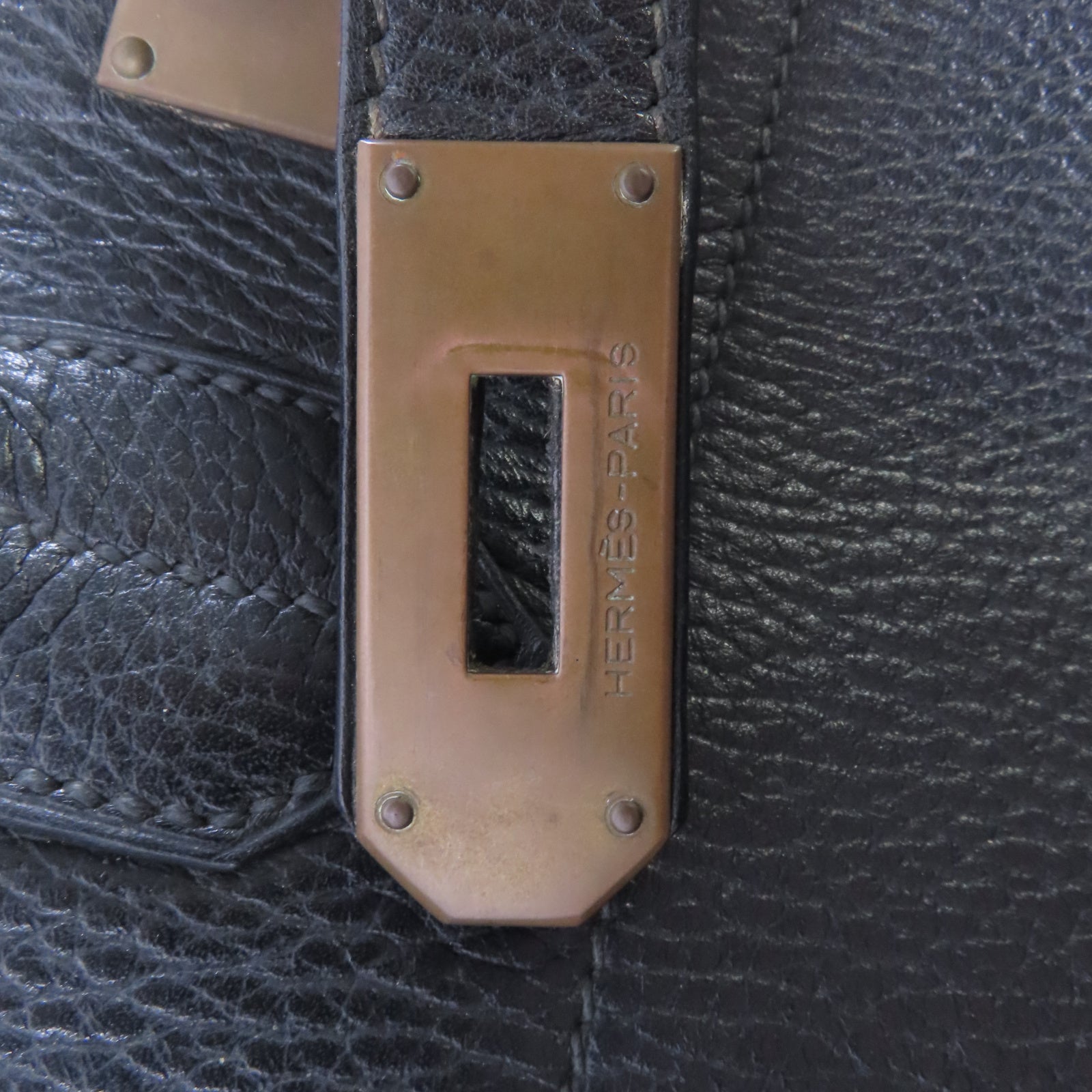 HERMES Ardennes皮革Haut A Courroie金扣手挽袋Noir/黑色