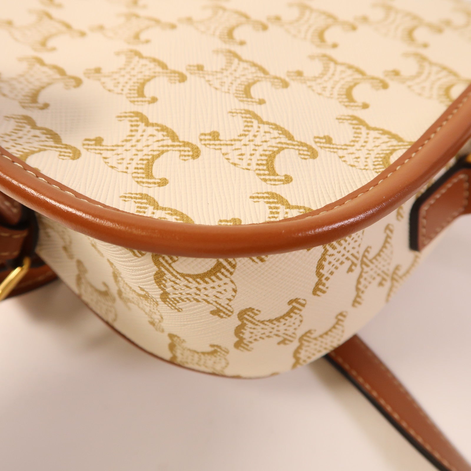 CELINE 塗層帆布Medium Folco In Triomphe金扣肩背袋