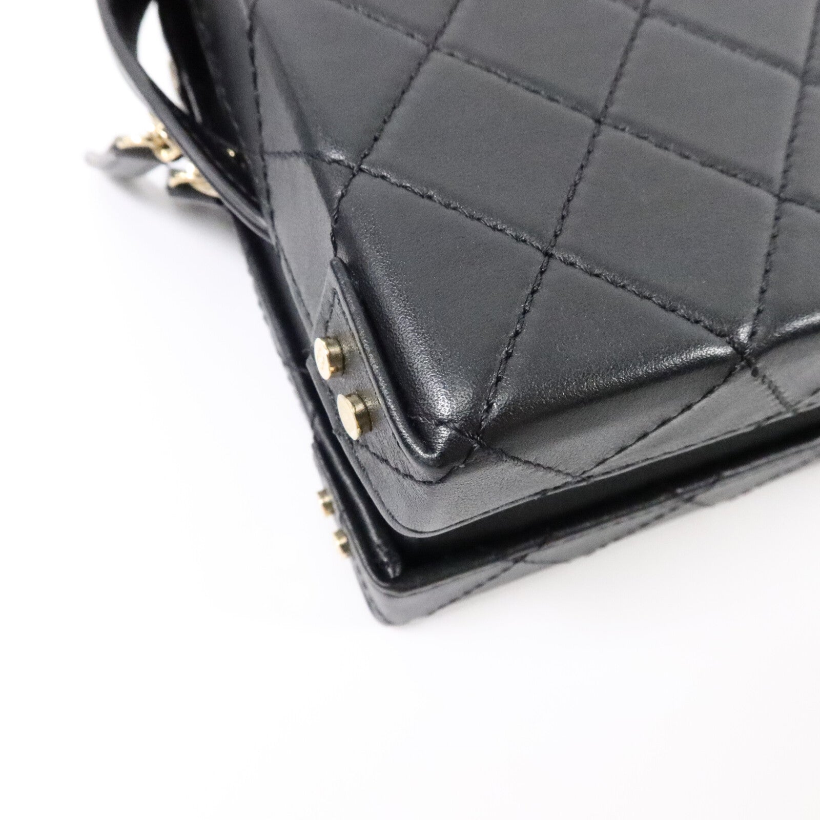 CHANEL 牛皮皮革Vanity Case鏈帶肩背袋