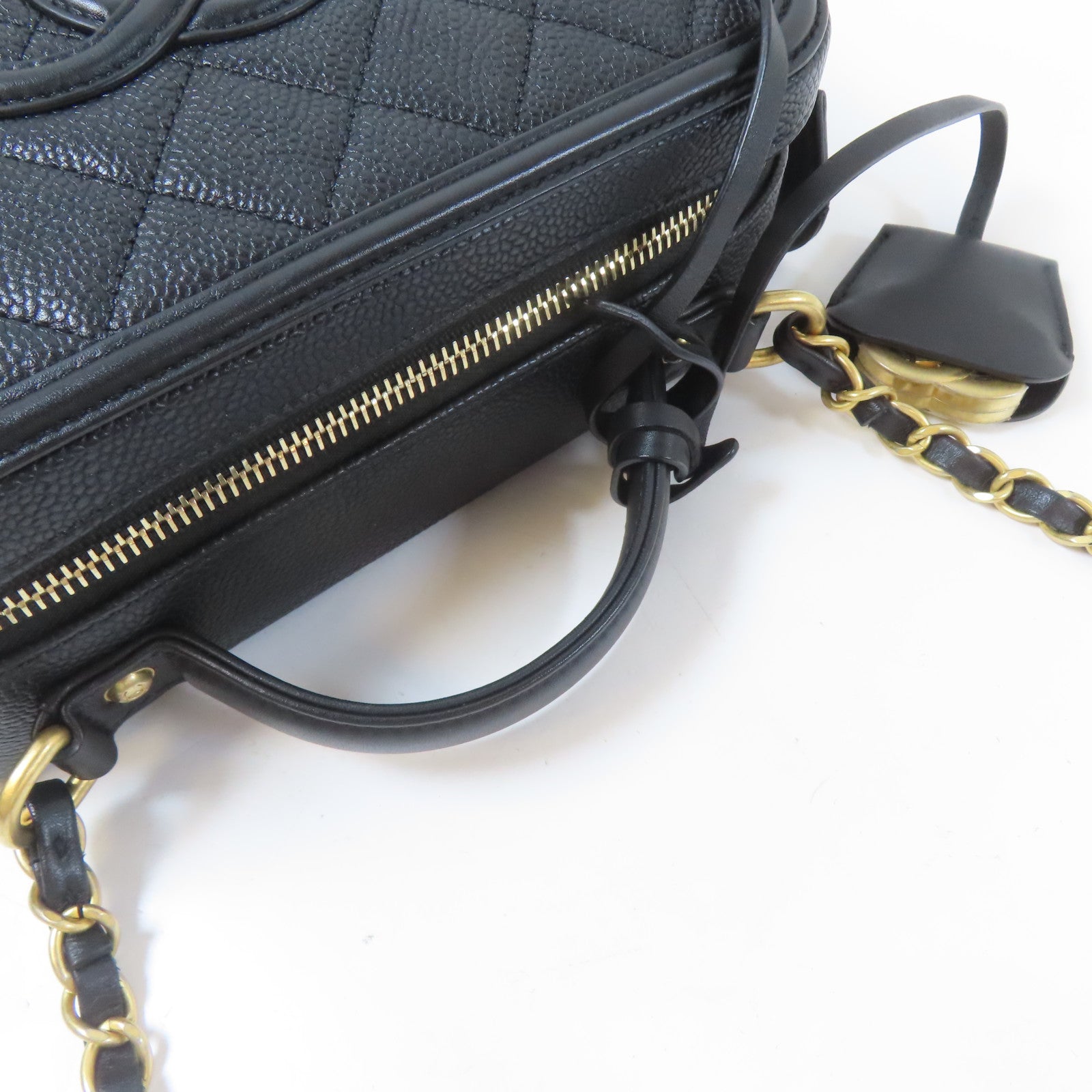 CHANEL 菱格Caviar皮革Vanity Case金扣手挽肩背兩用袋黑色