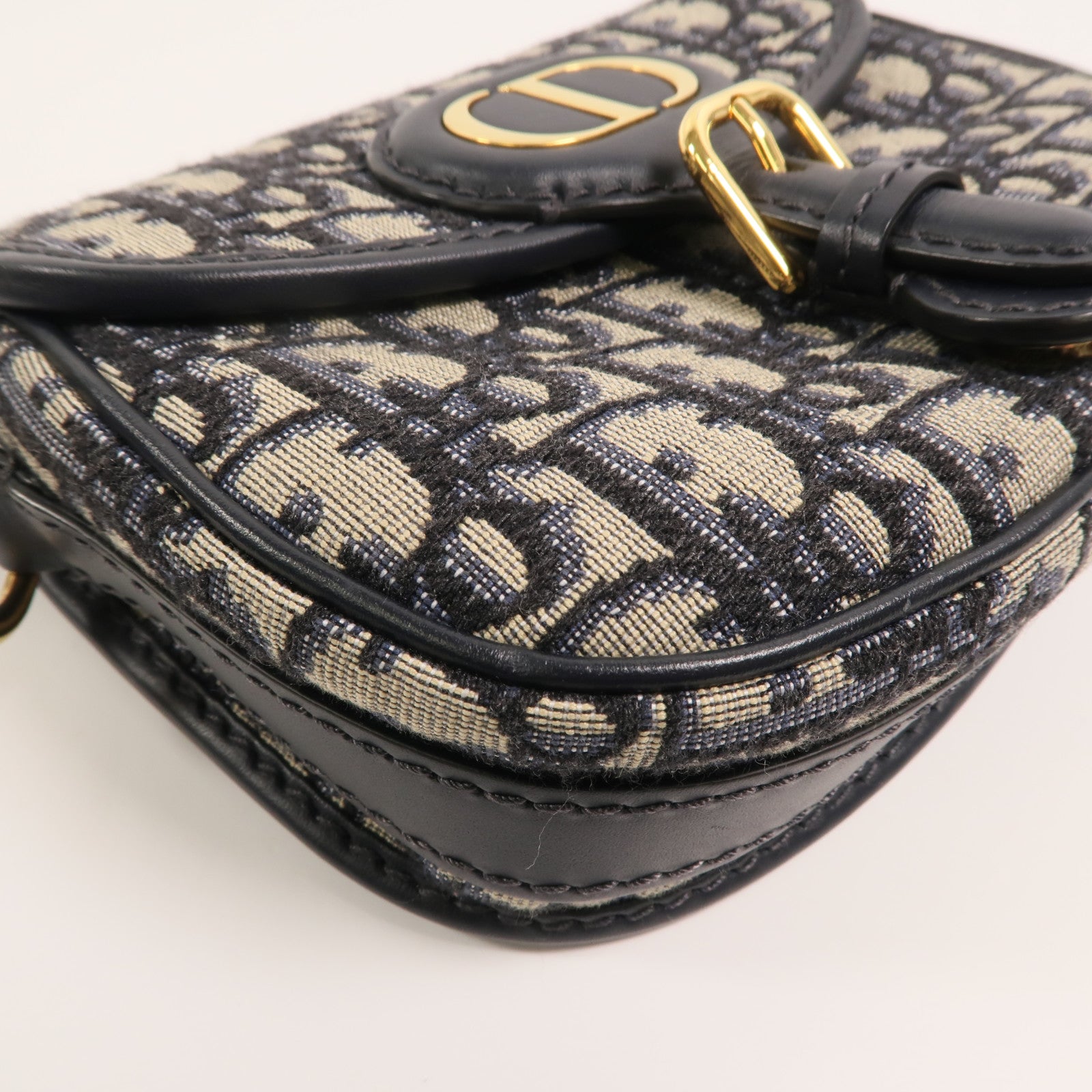 Dior 帆布Mini Bobby肩背袋