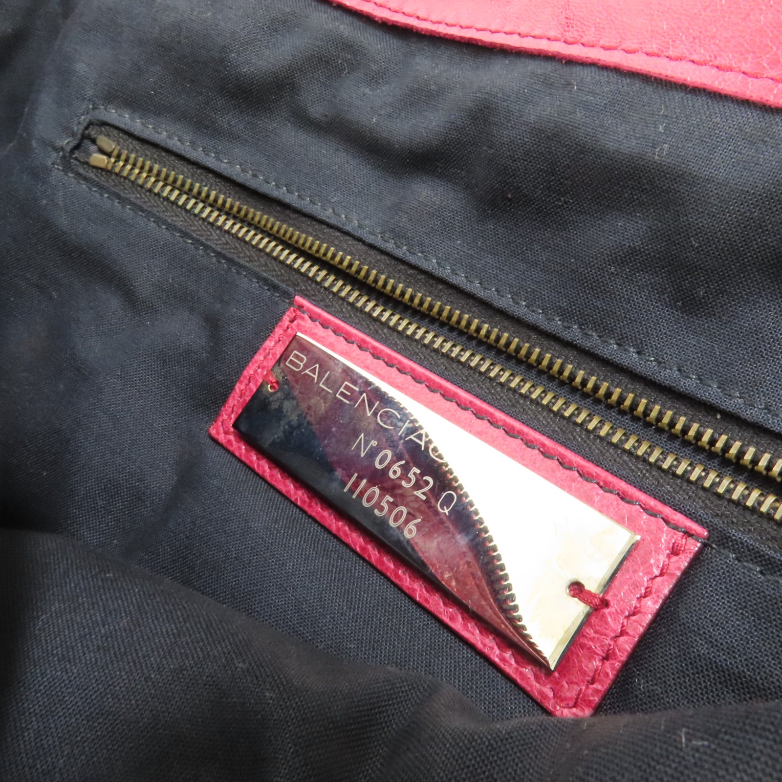 BALENCIAGA 牛皮皮革Weekender手挽袋