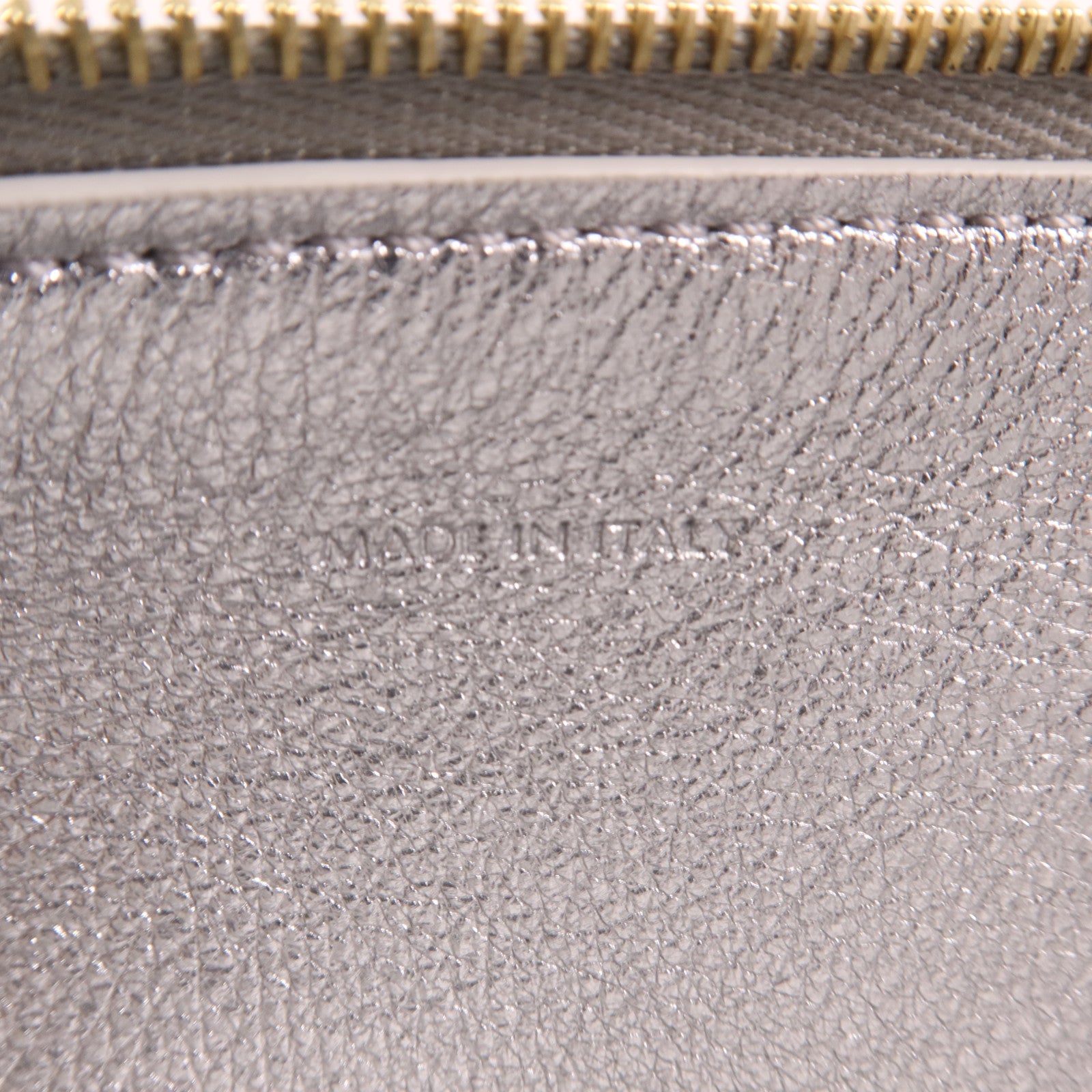 CELINE 牛皮皮革Clutch金扣手拿包