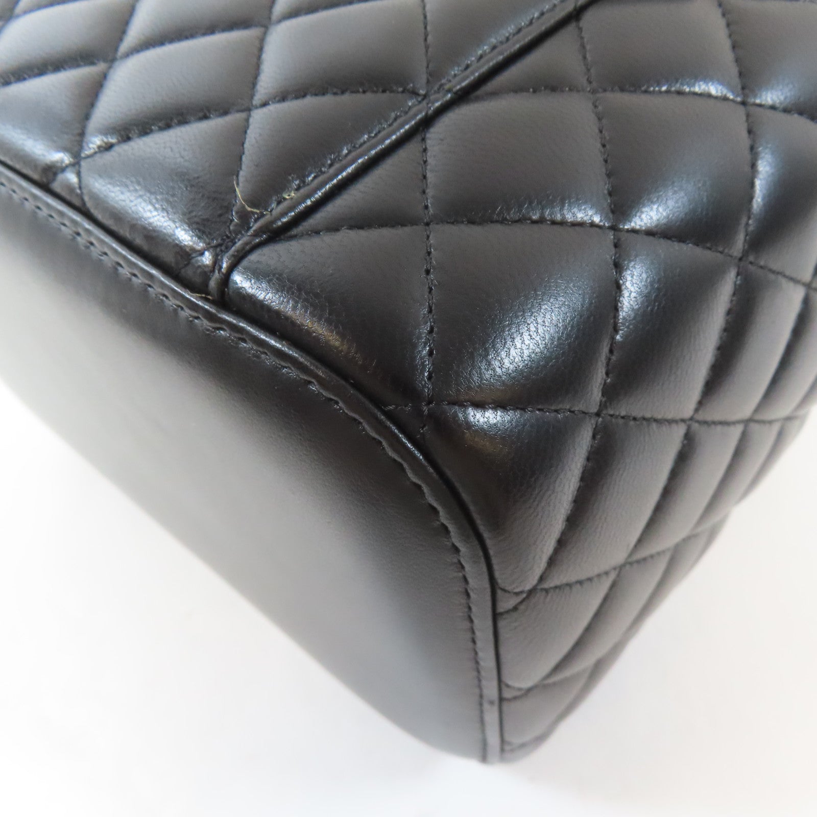 CHANEL 菱格羊皮皮革Cosmetic Bag金扣手挽袋黑色