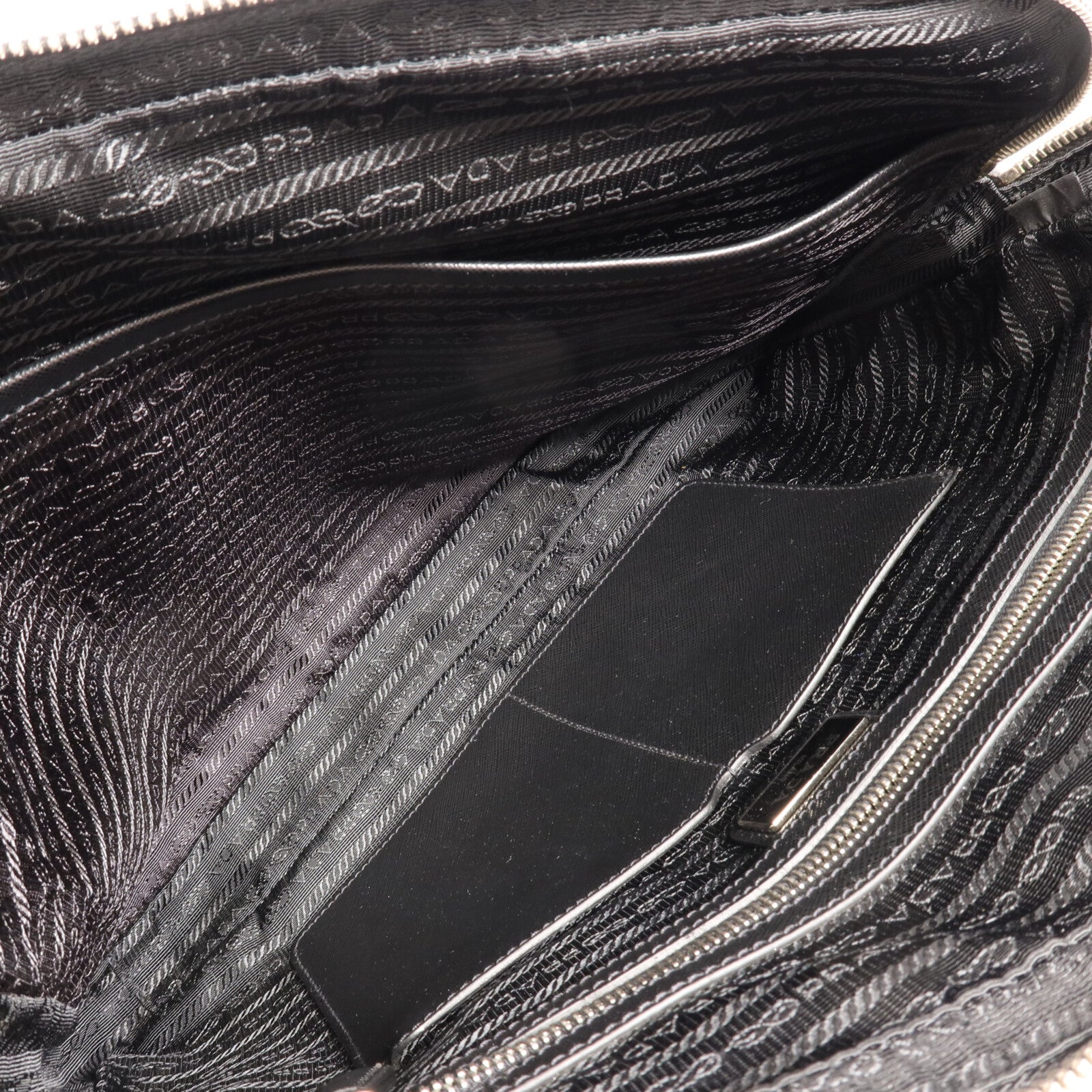 PRADA 牛皮皮革Work Bag銀扣公事包