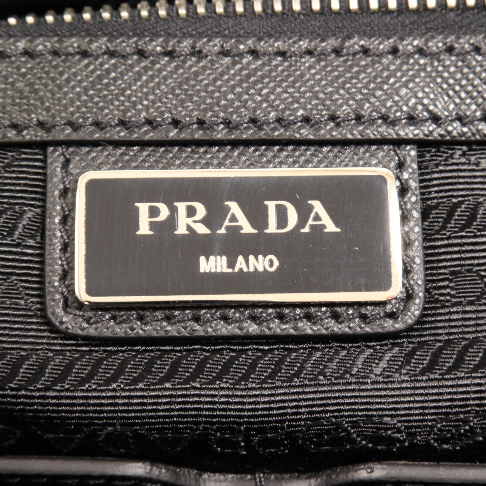 PRADA 牛皮皮革Work Bag銀扣公事包