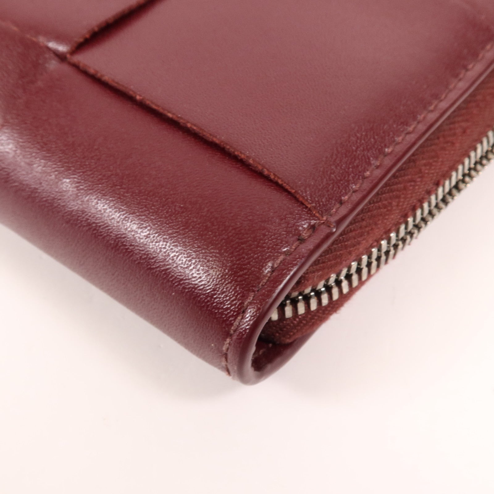 BOTTEGA VENETA 牛皮皮革Cassette Zip Around Wallet銀扣長錢包