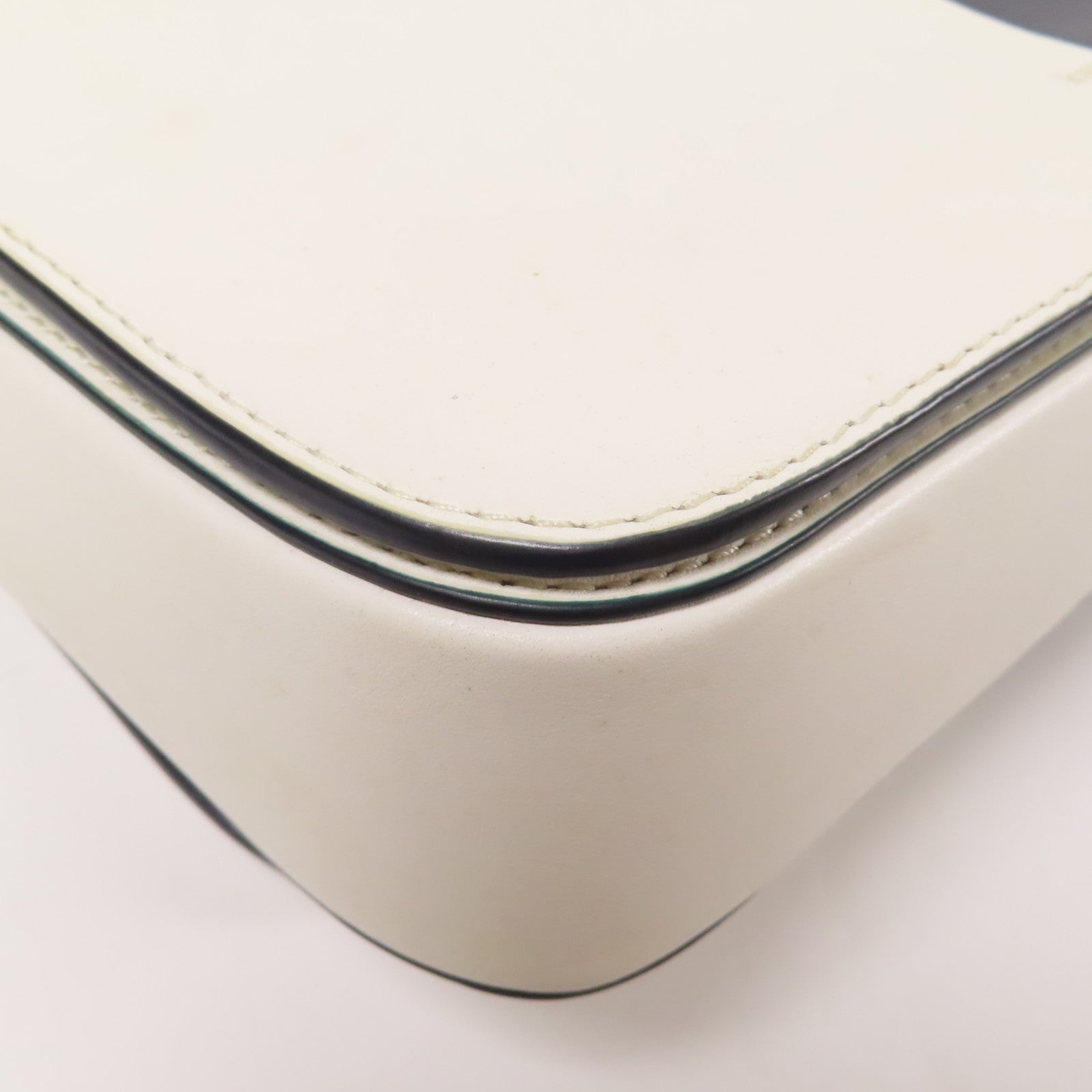 Kate Spade 牛皮皮革Shoulder Bag銀扣肩背袋