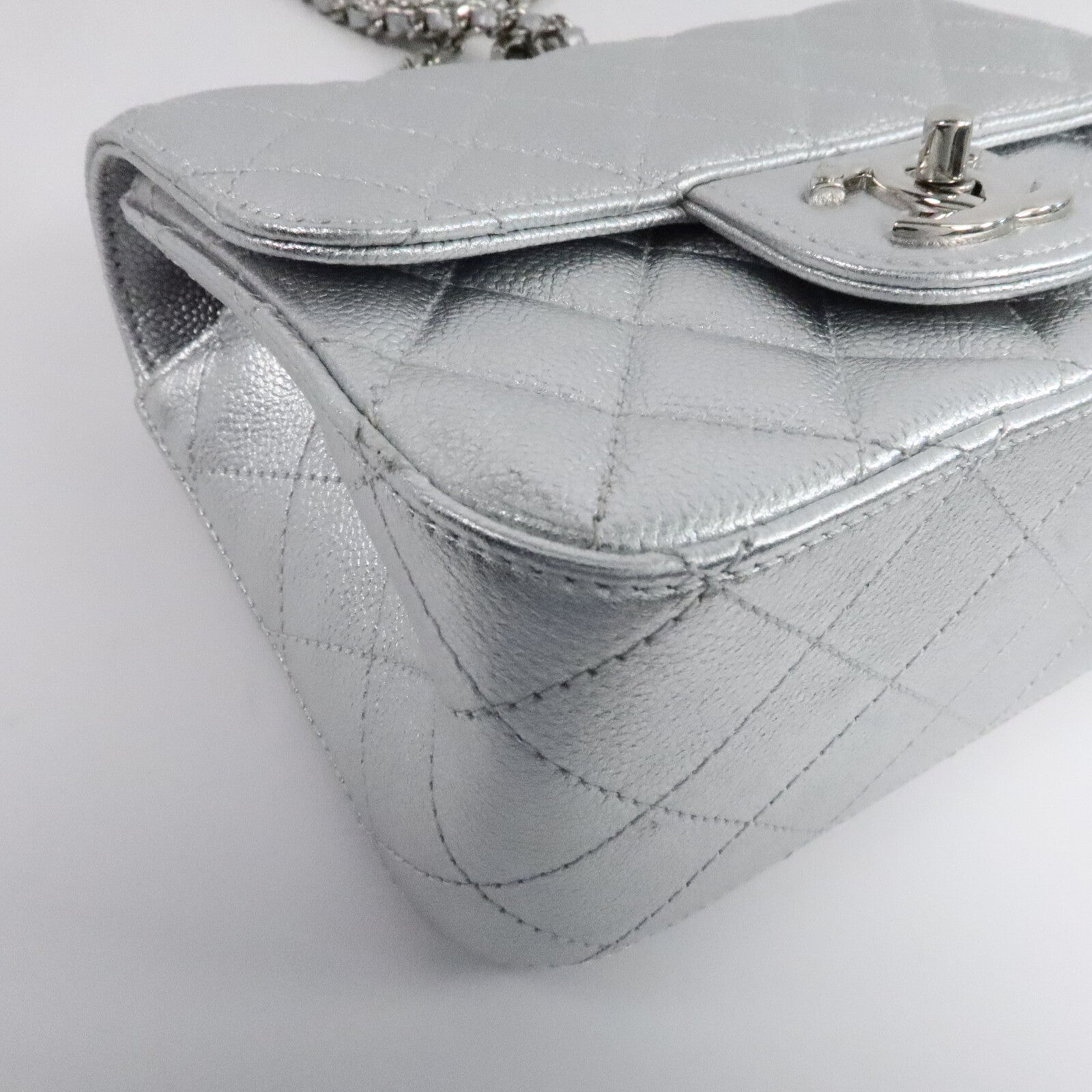 CHANEL 牛皮皮革Mini Classic 17鏈帶肩背袋