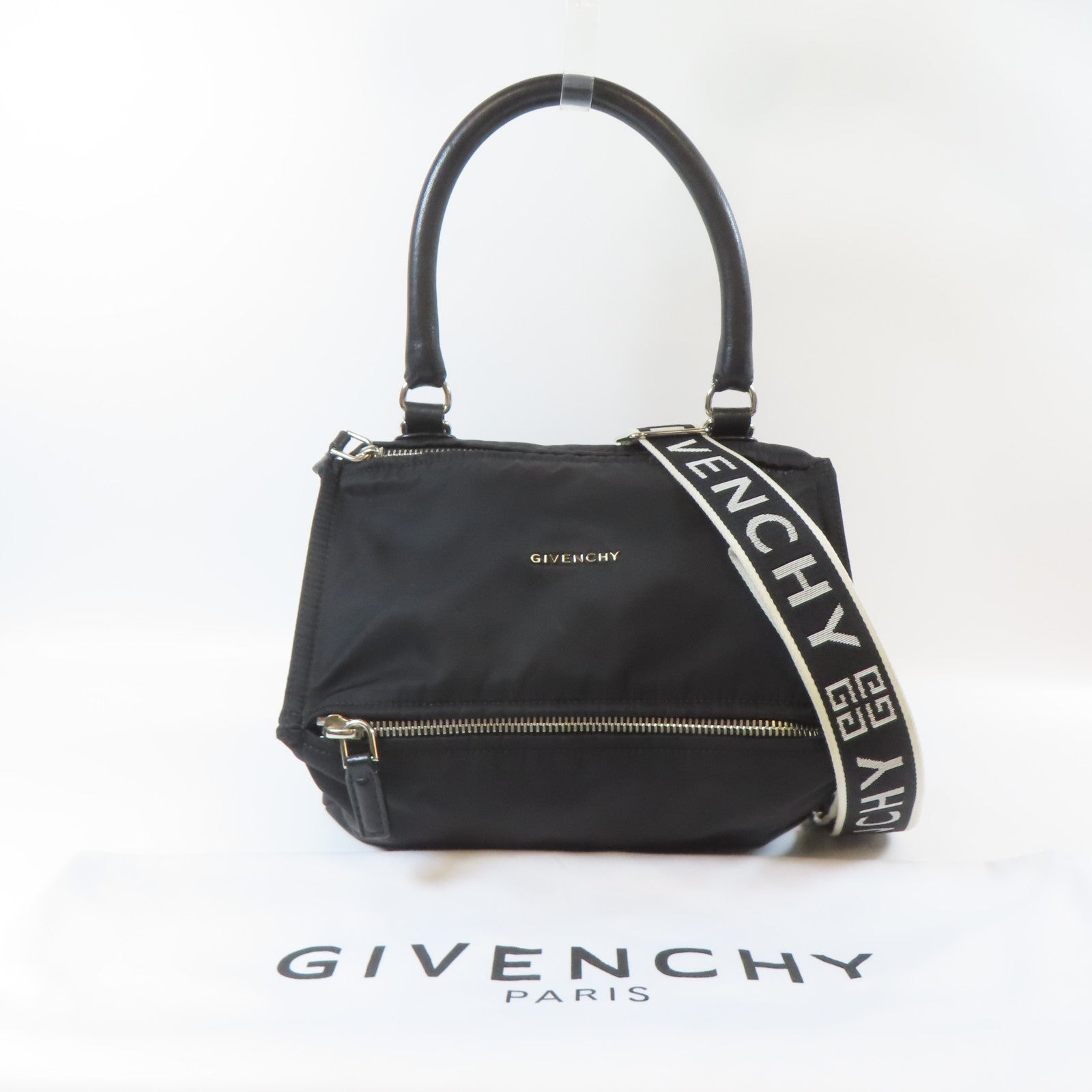GIVENCHY 尼龍Pandora Bag銀扣手挽肩背兩用袋黑色