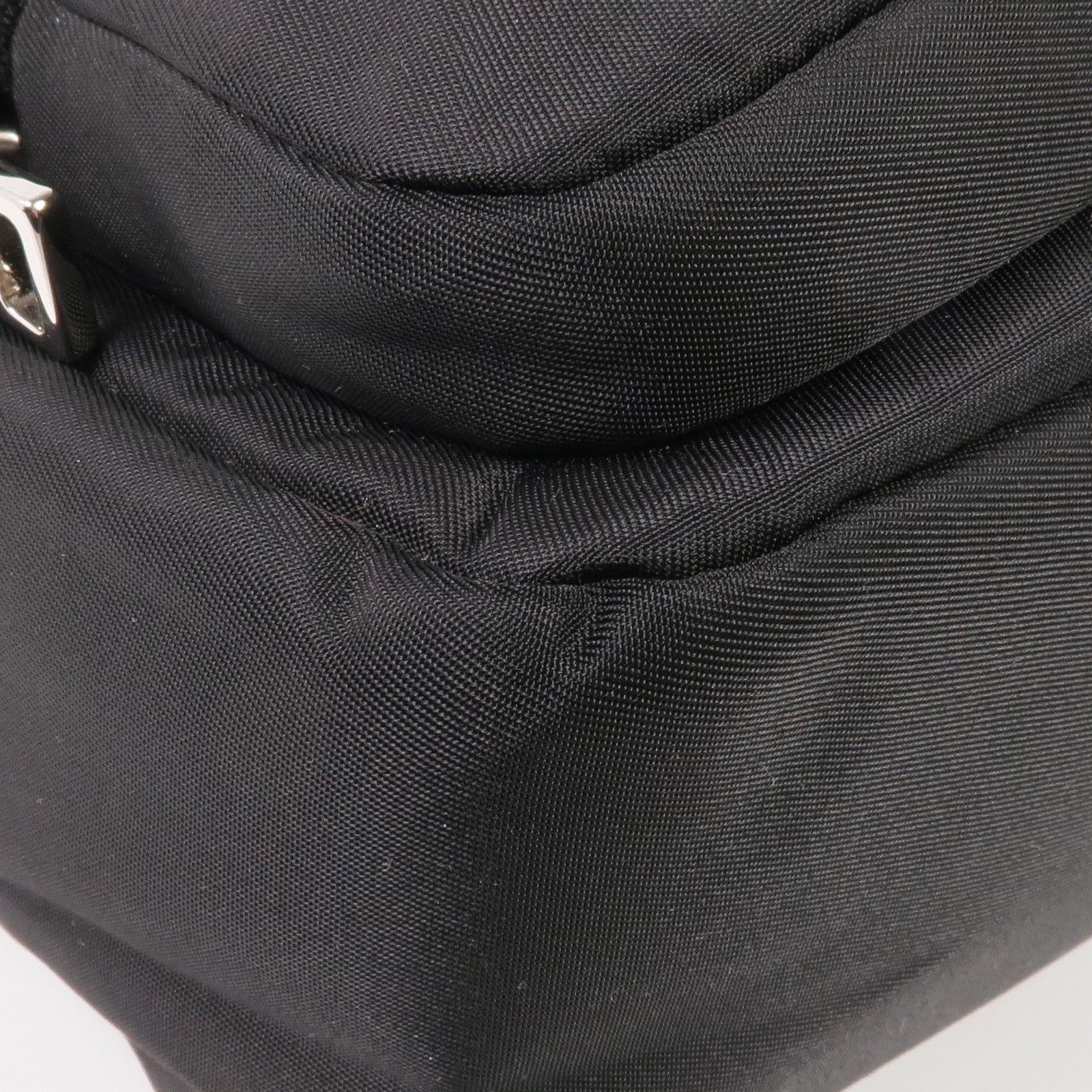 PRADA 尼龍/皮革Shoulder Bag銀扣肩背袋