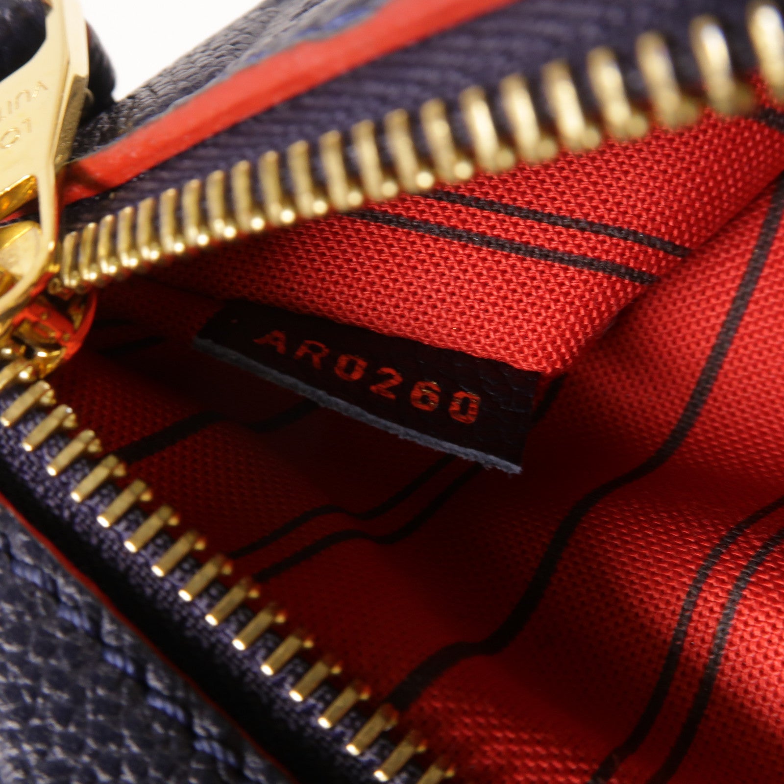 LOUIS VUITTON Monogram Empreinte Pochette Metis金扣手挽肩背兩用袋深藍色