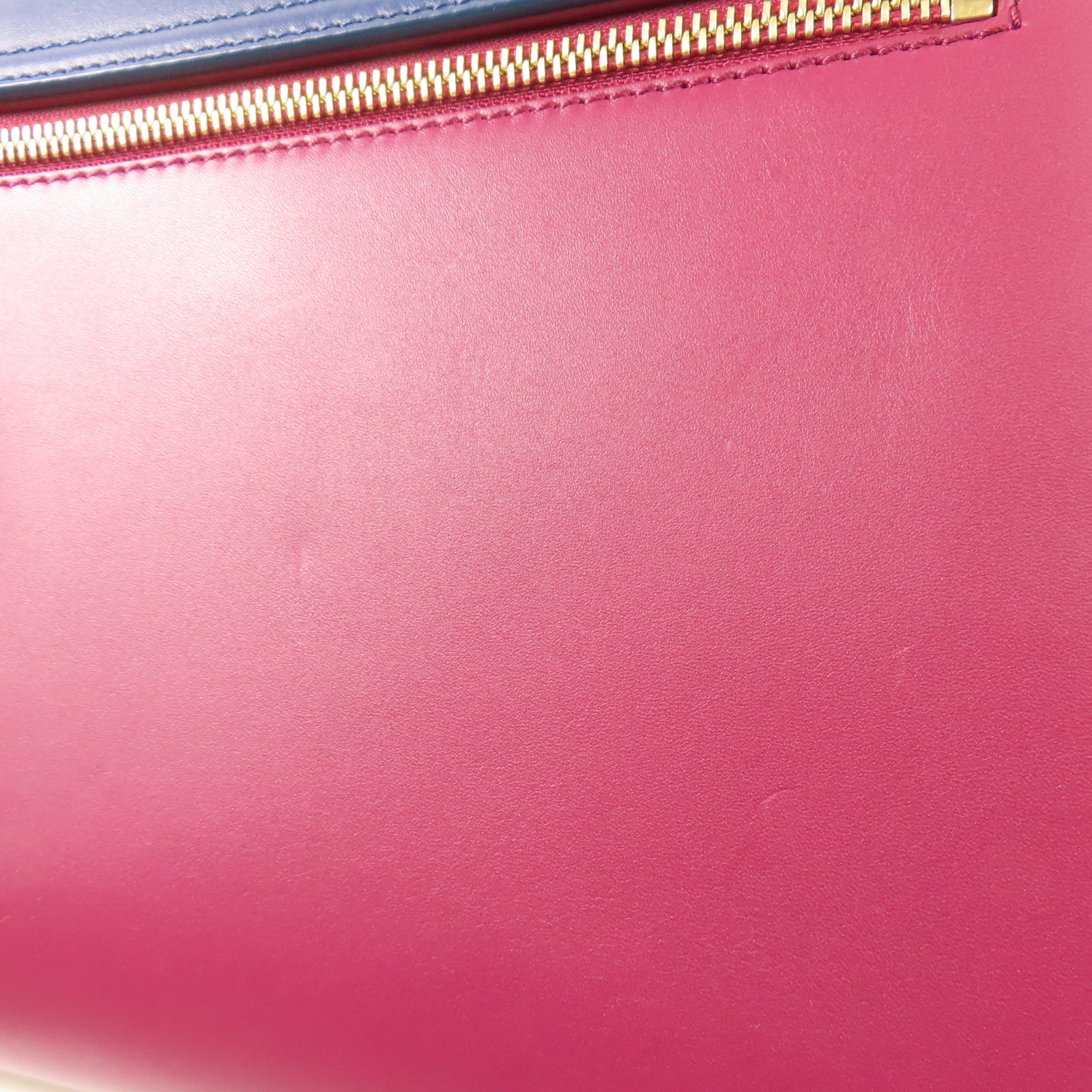 Salvatore Ferragamo 【激減優惠】牛皮皮革Shoulder Bag金扣肩背袋