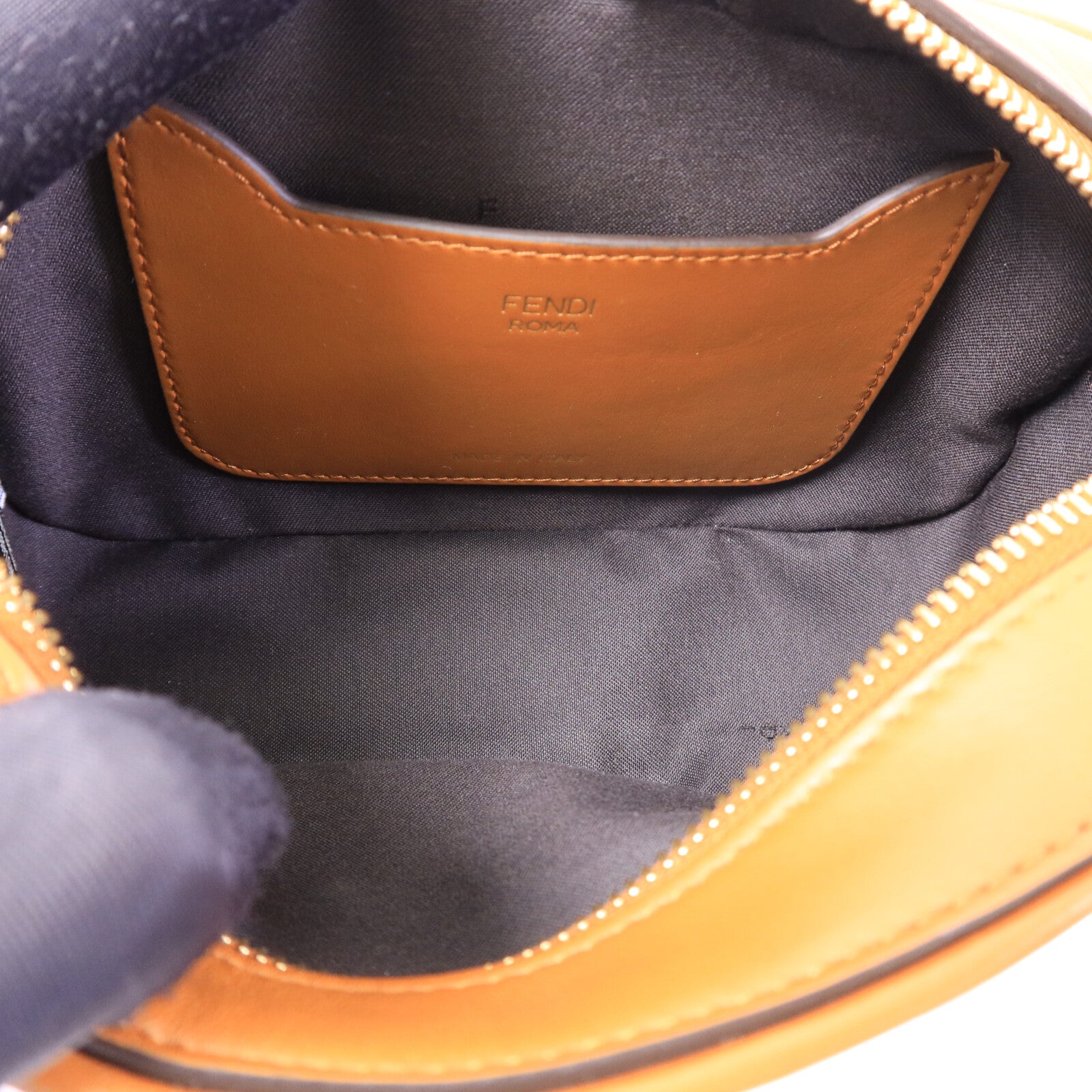 FENDI 牛皮皮革FF Logo Camera Case肩背袋