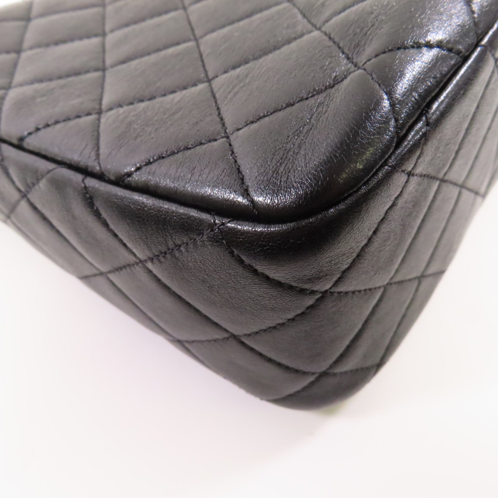 CHANEL 牛皮皮革Hobo金扣鏈帶肩背袋