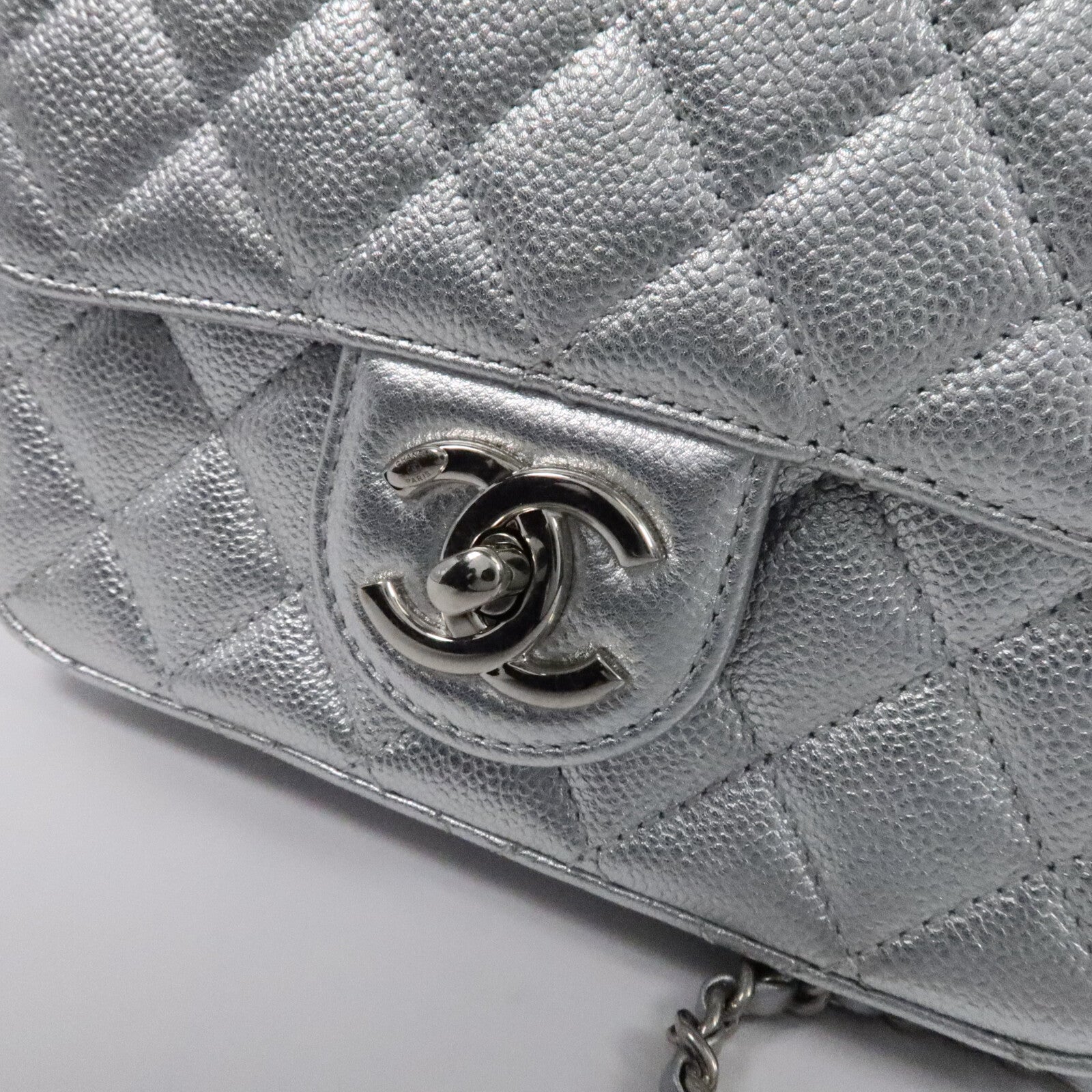 CHANEL 牛皮皮革Mini Classic 17鏈帶肩背袋