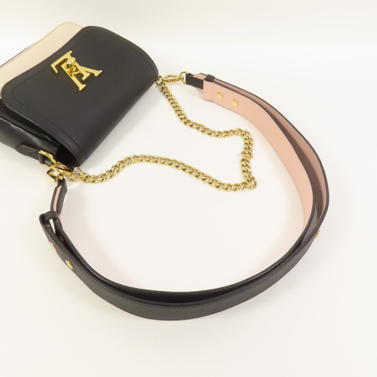 LOUIS VUITTON 牛皮皮革Lockme Tender金扣肩背袋