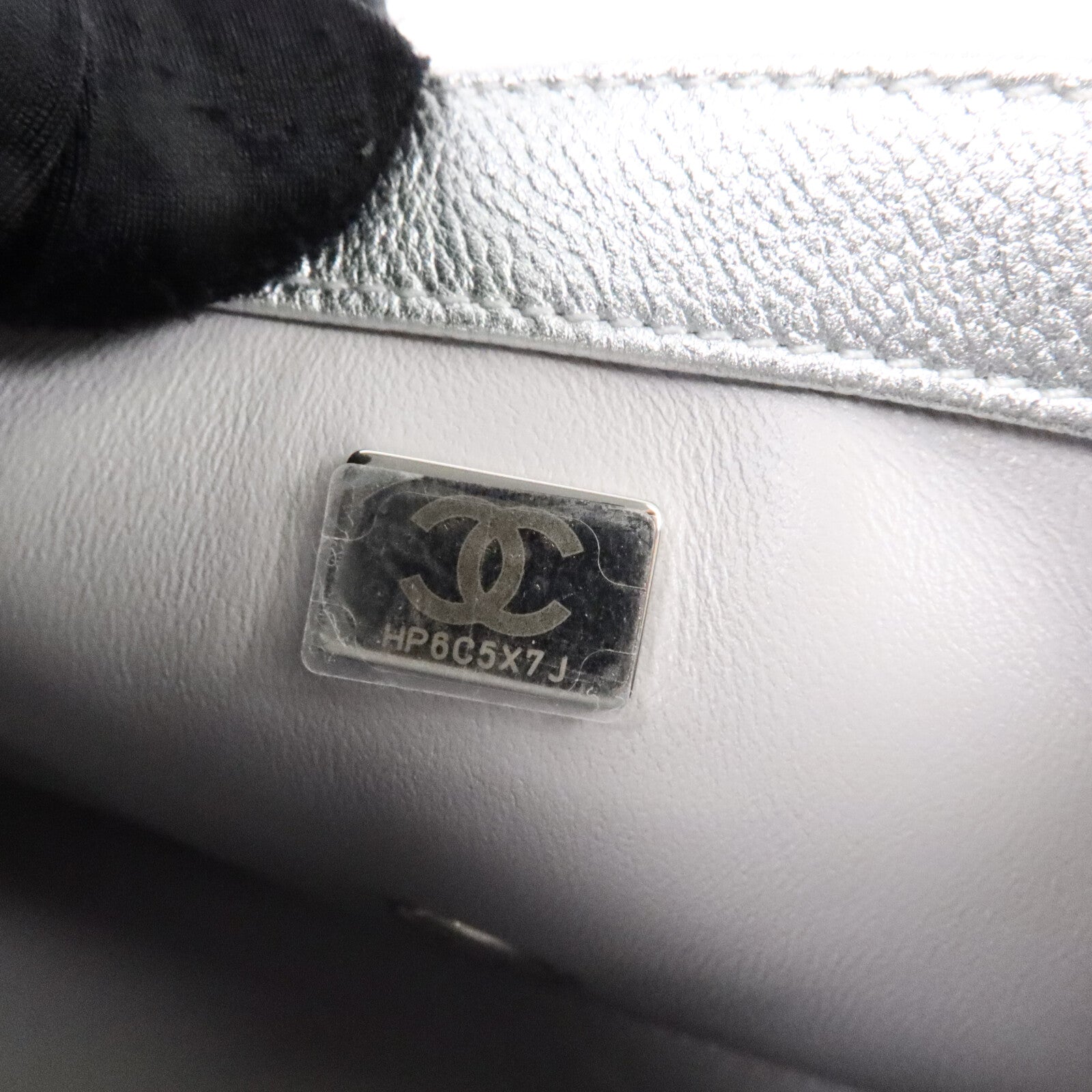 CHANEL 牛皮皮革Mini Classic 17鏈帶肩背袋