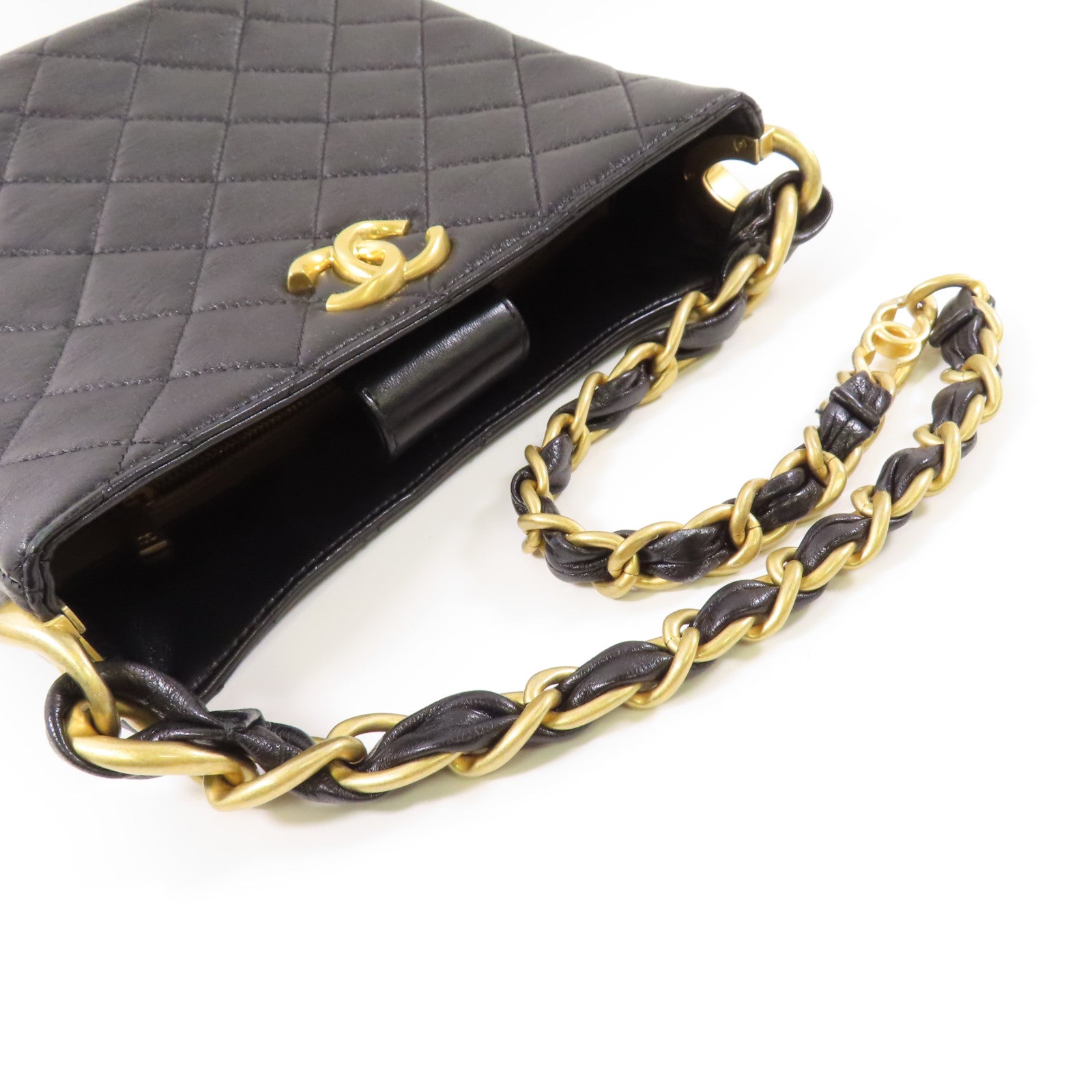 CHANEL 牛皮皮革Hobo金扣鏈帶肩背袋