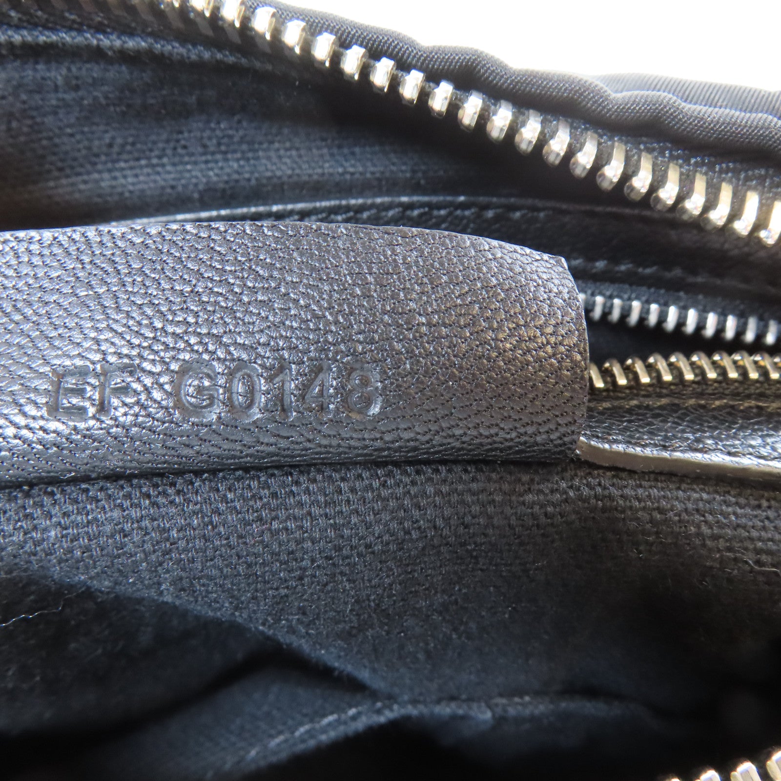 GIVENCHY 尼龍Pandora Bag銀扣手挽肩背兩用袋黑色
